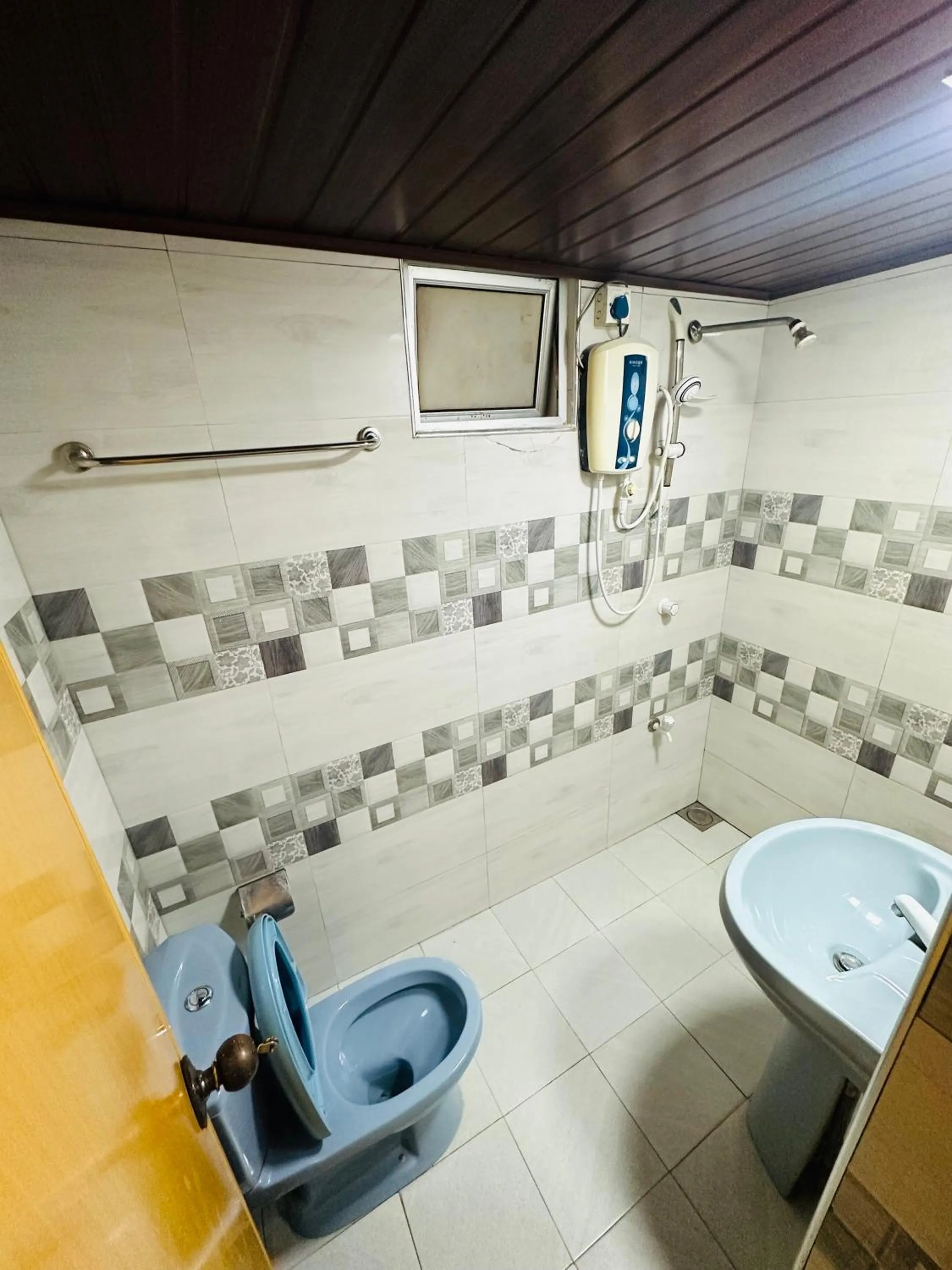 Tishan Holiday Resort