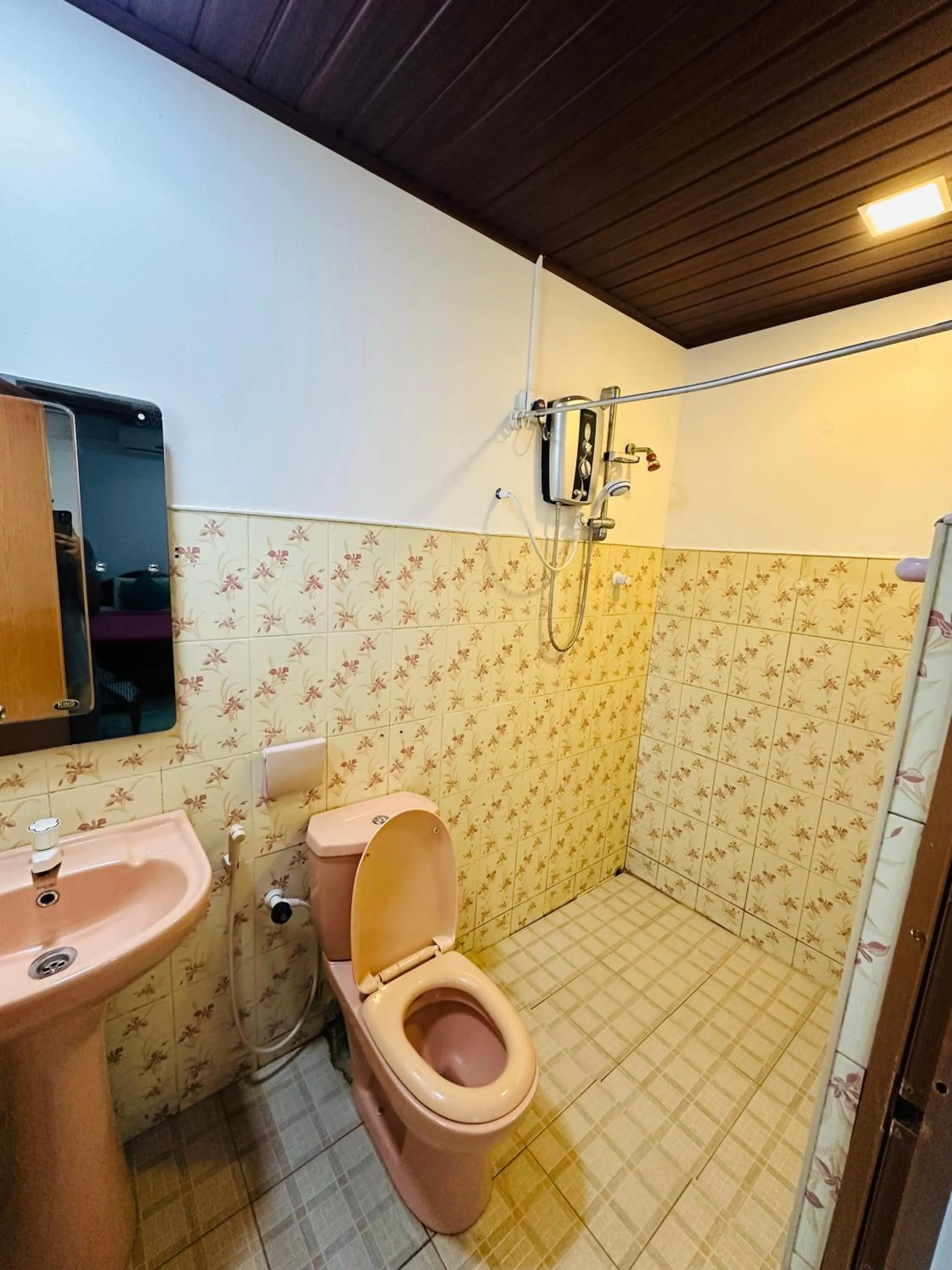 Tishan Holiday Resort