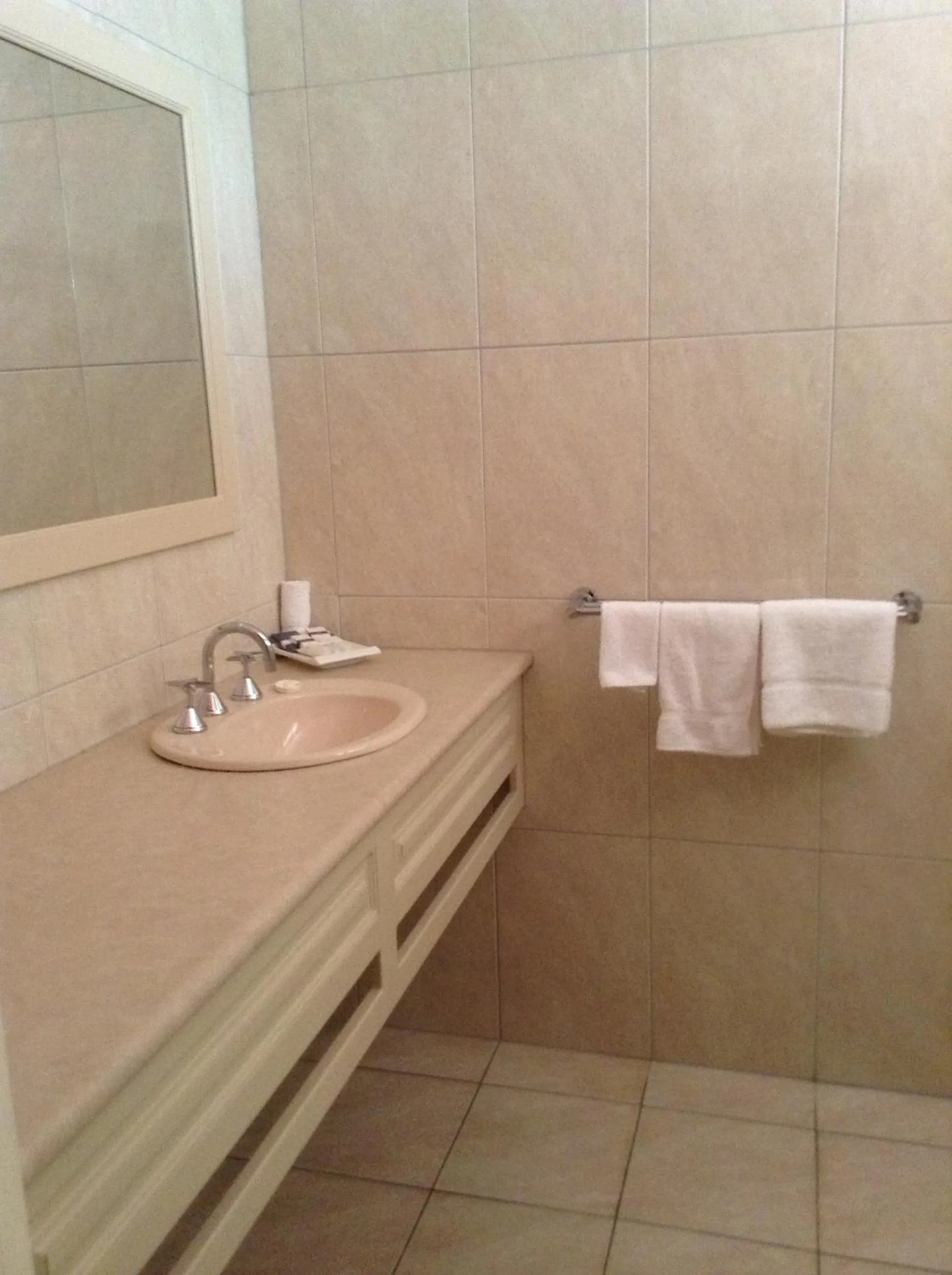 Bathroom in Quality Hotel Lakeside