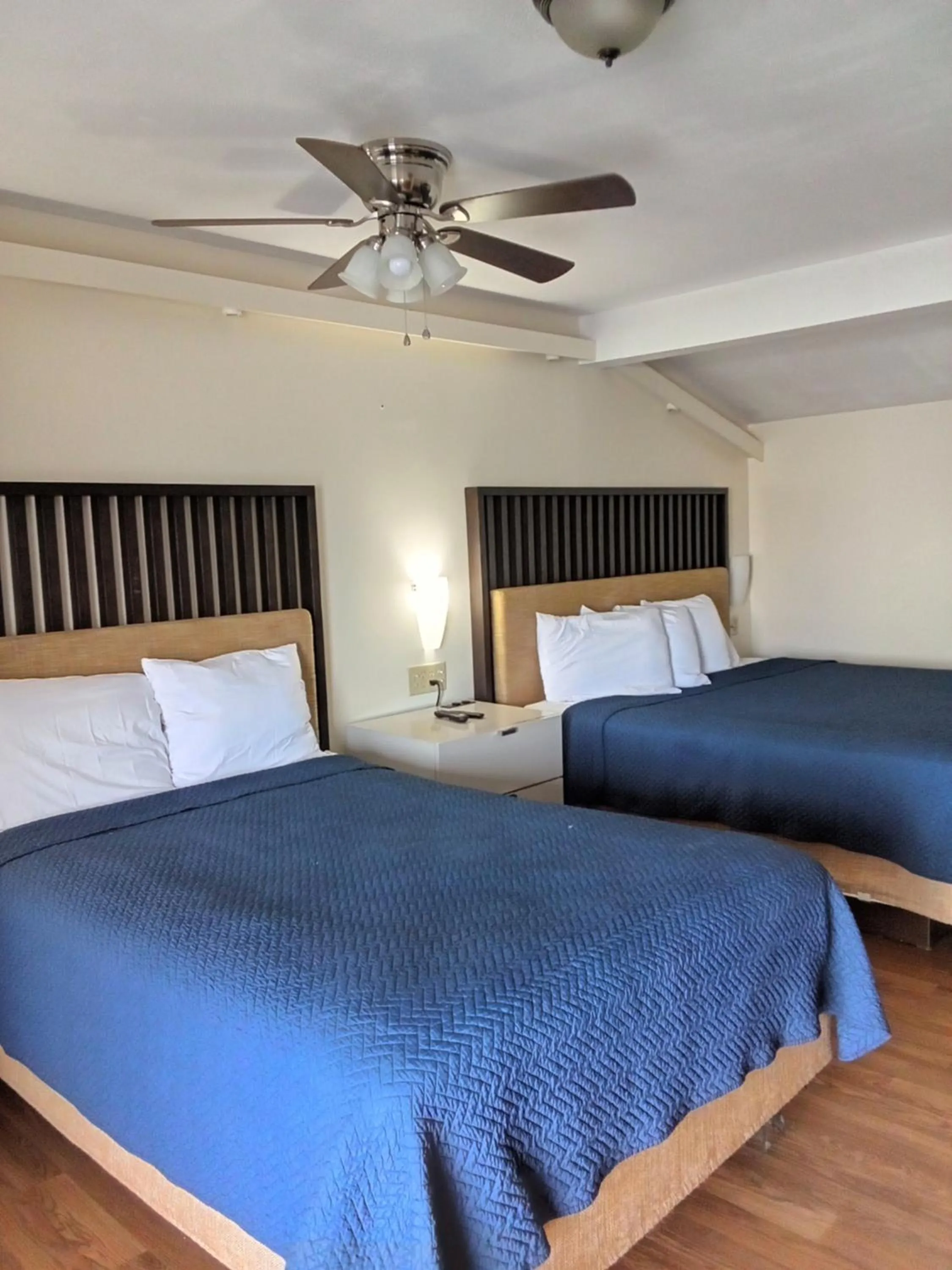 Bed in Budget Inn of Sebring