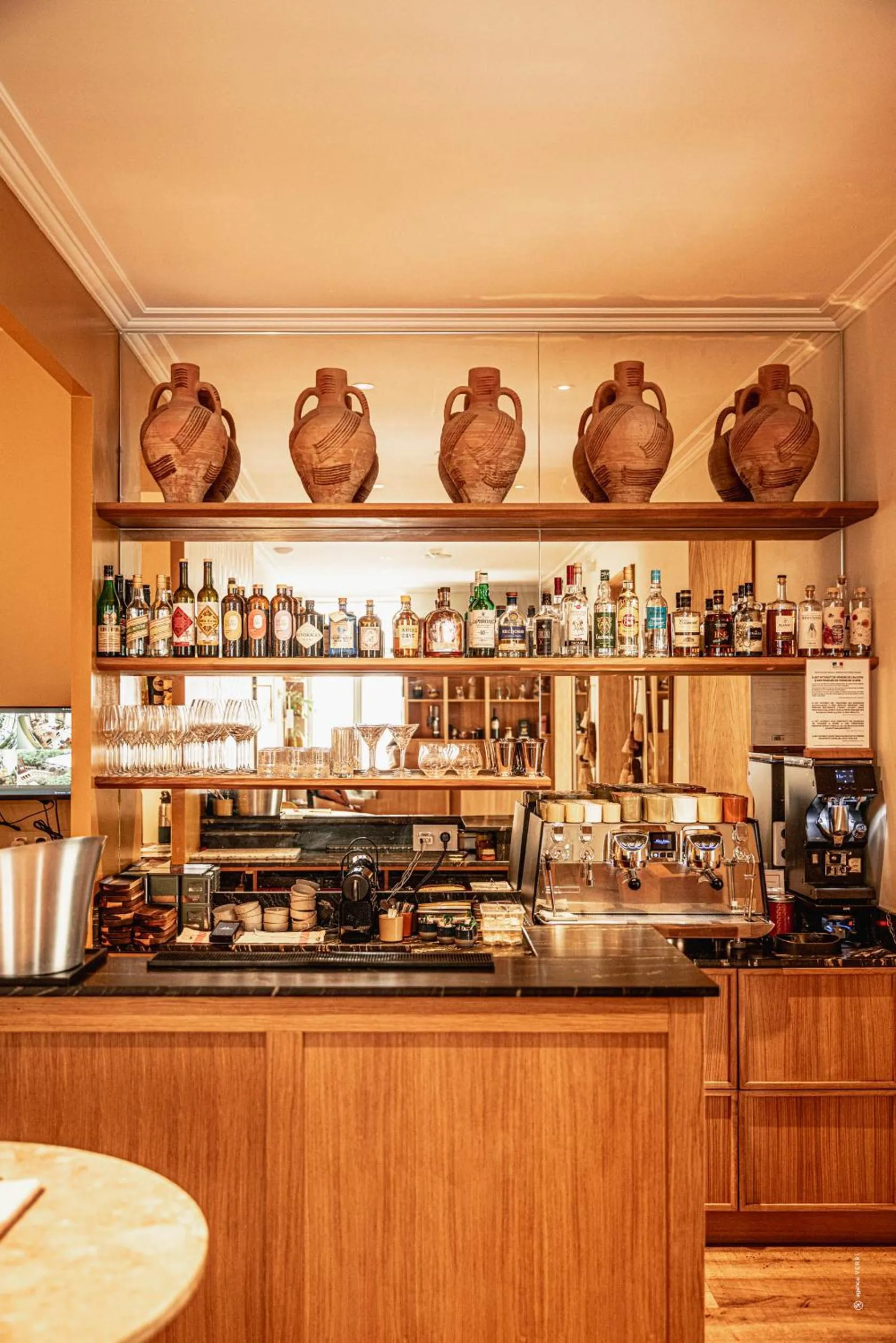 Lounge or bar in Hôtel Le Mosaïque