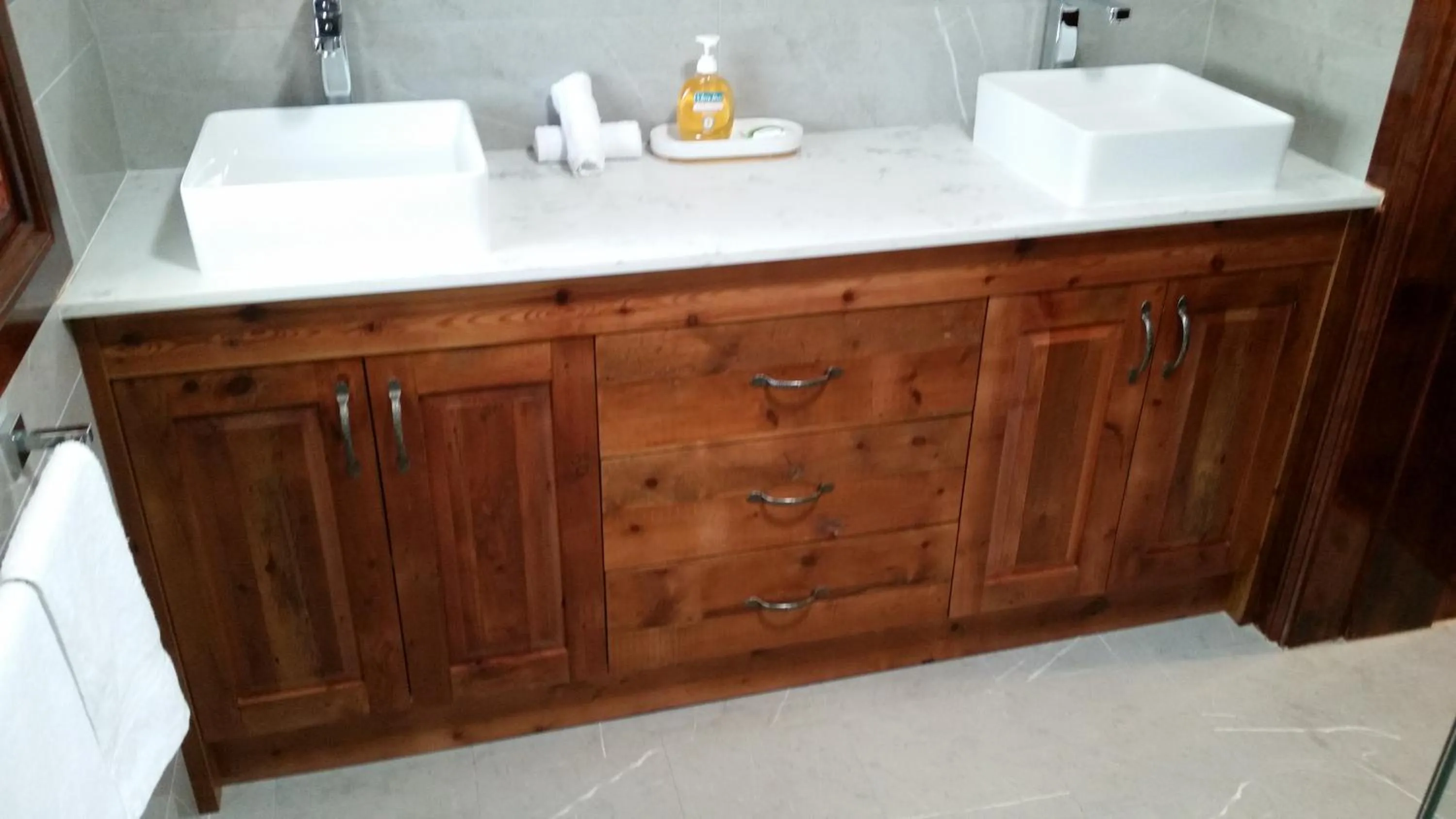 Bathroom in Eagle Foundry Bed & Breakfast