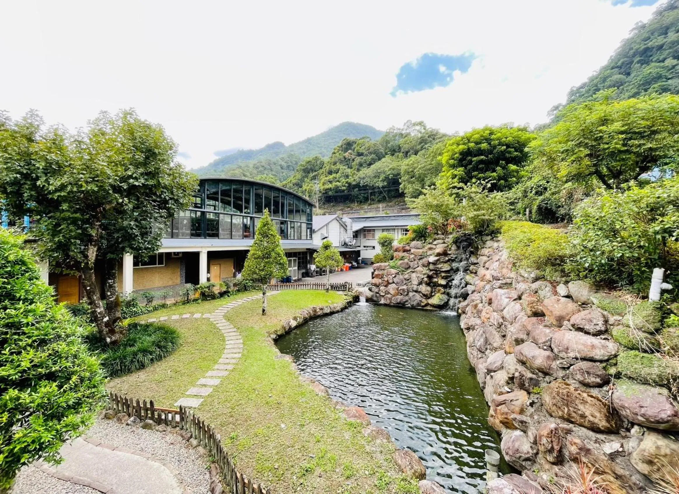 Garden view in Ying Shih Guest House