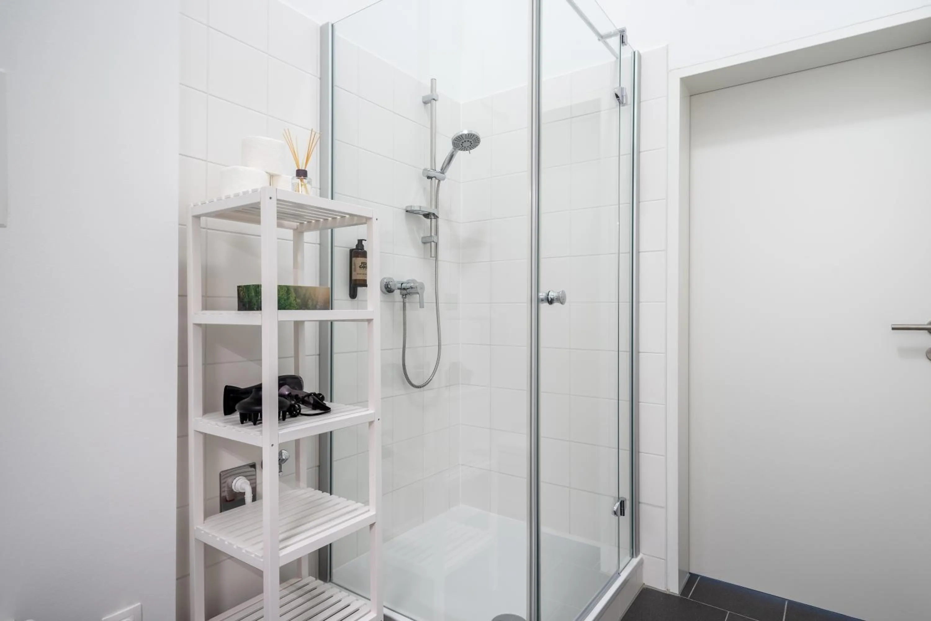 Shower in FeelGood Apartments LakeLiving inklusive Garagenplatz