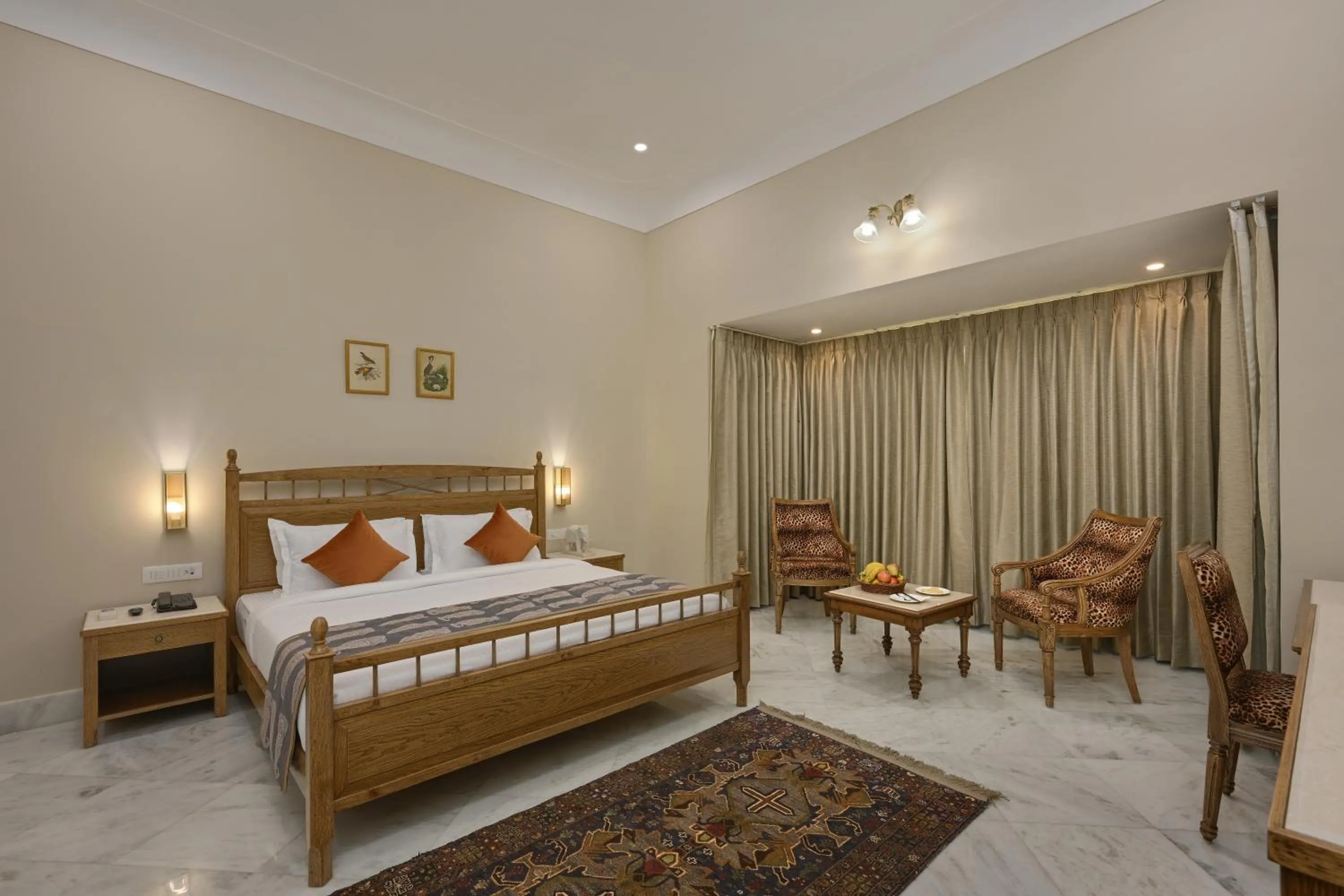 Bedroom, Bed in Boheda Manor - Luxury Retreat