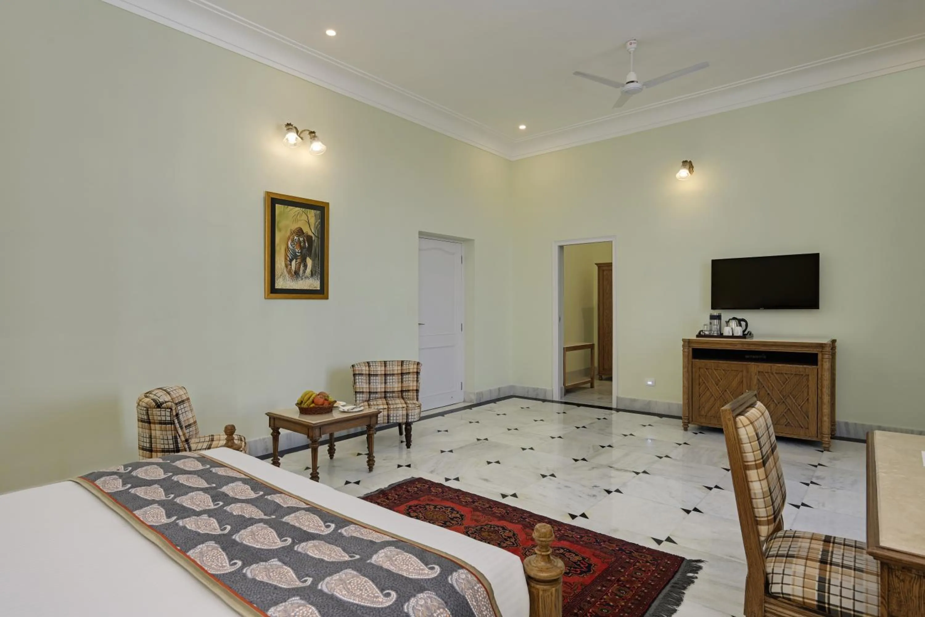 Bedroom, Bed in Boheda Manor - Luxury Retreat