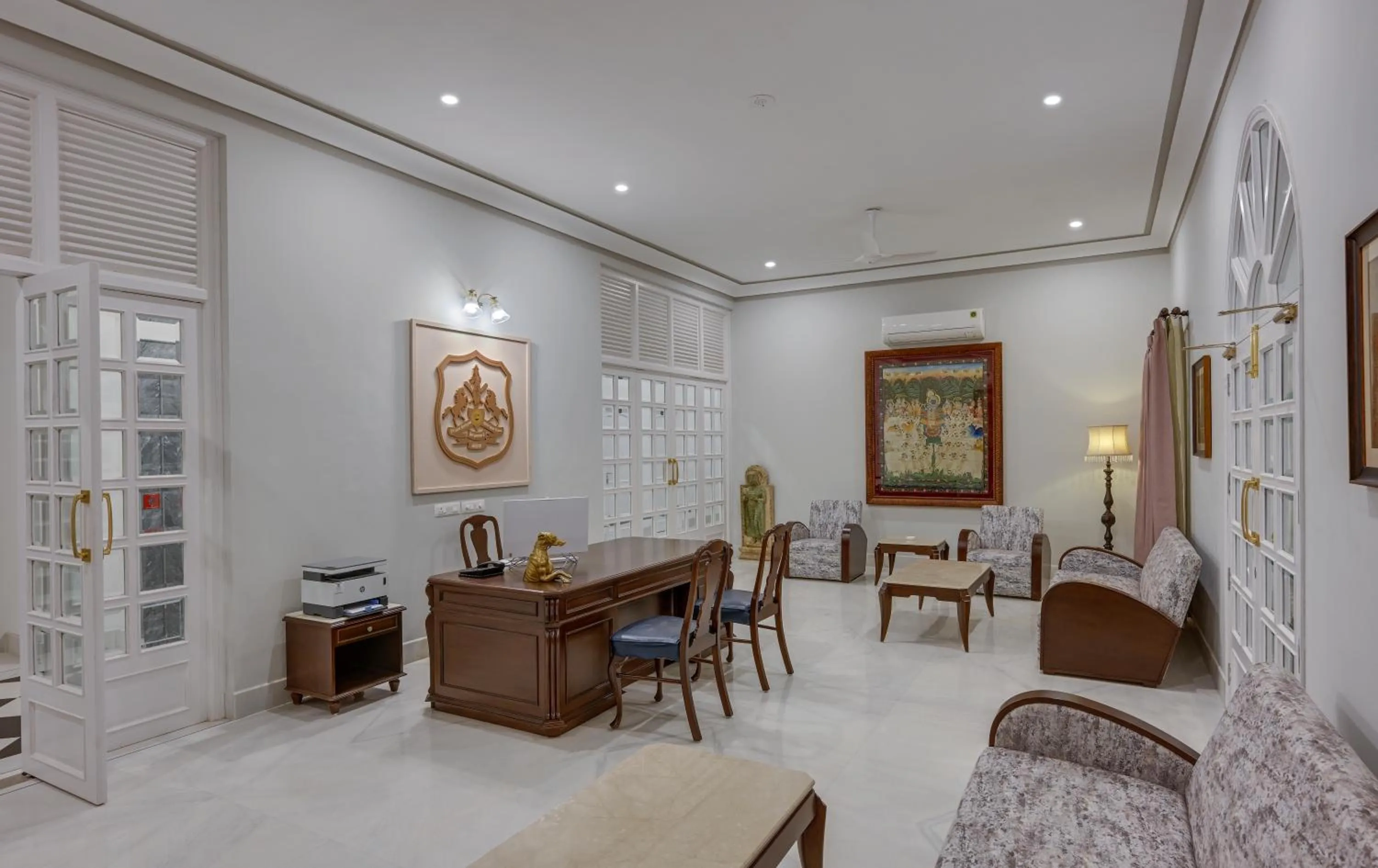 Lobby or reception in Boheda Manor - Luxury Retreat