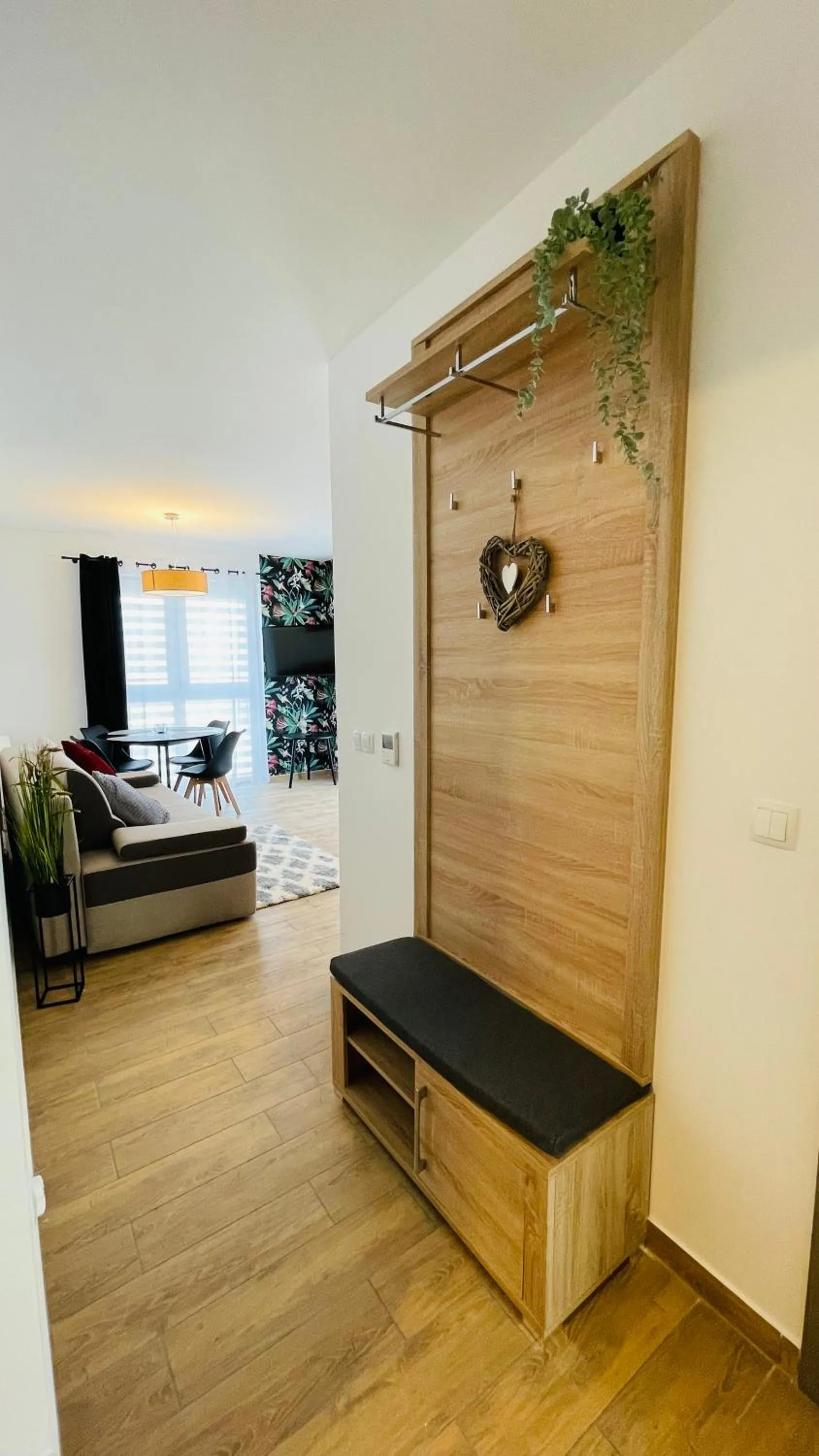 wardrobe in Apartamenty na Wiejskiej Ustronie Morskie