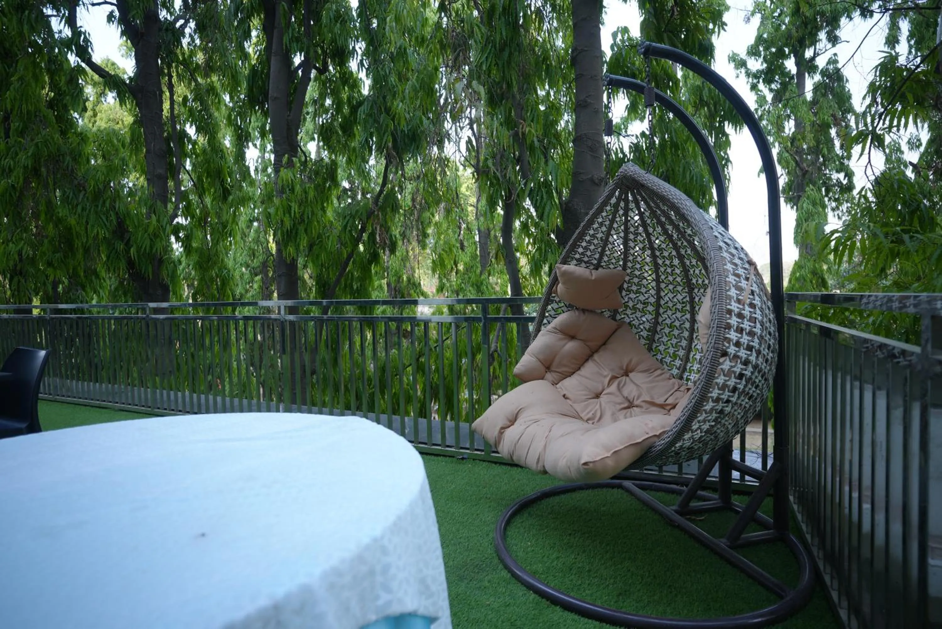 Living room in HOTEL MAKHAN VIHAR