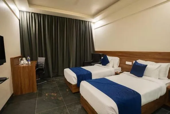 Bedroom, Bed in HOTEL MAKHAN VIHAR