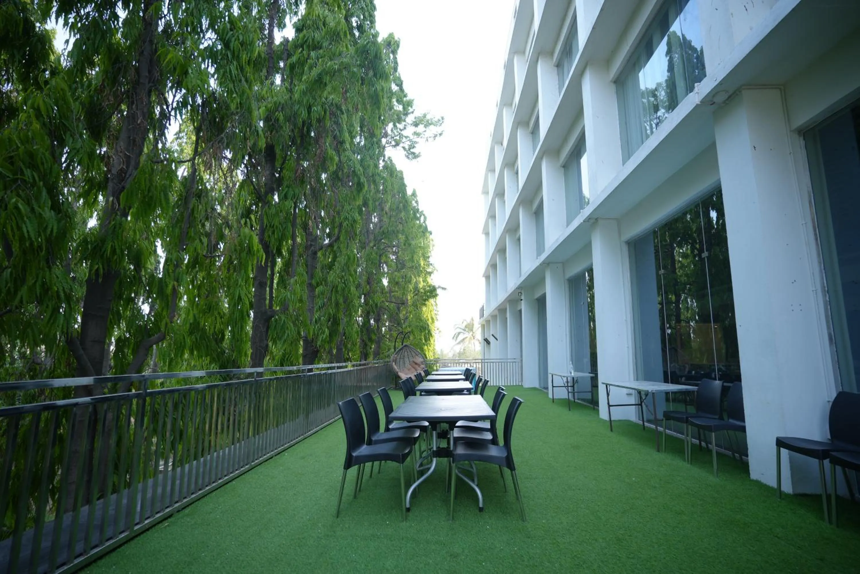 Dining area in HOTEL MAKHAN VIHAR
