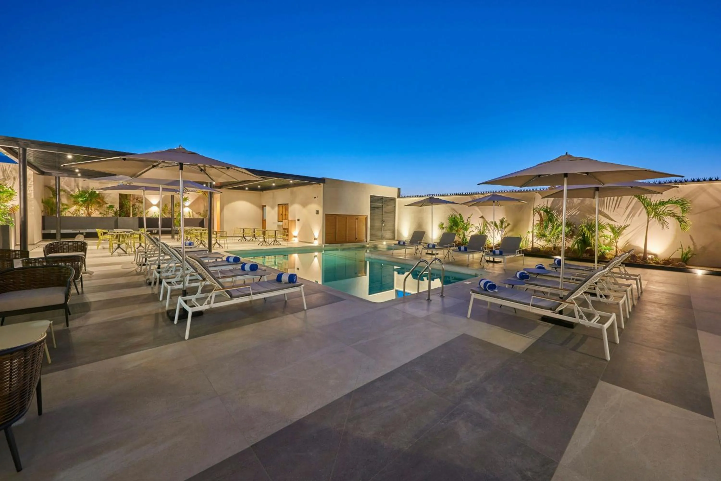 Swimming pool in City Express Plus by Marriott Mazatlan