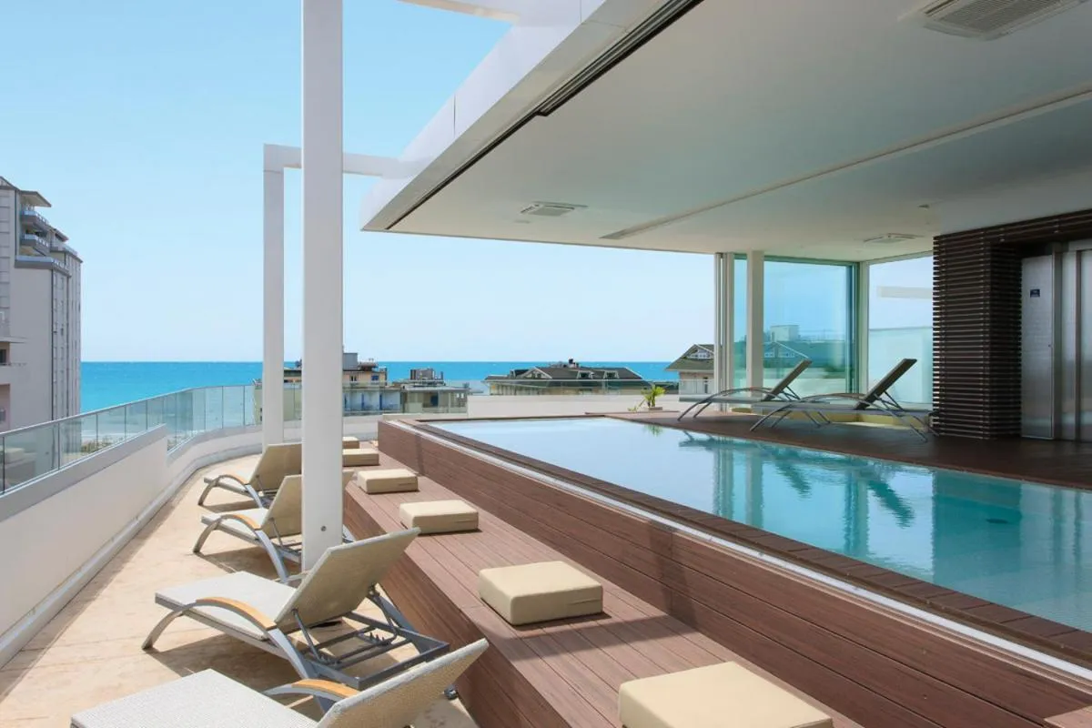 Hot Tub in Il Teatro