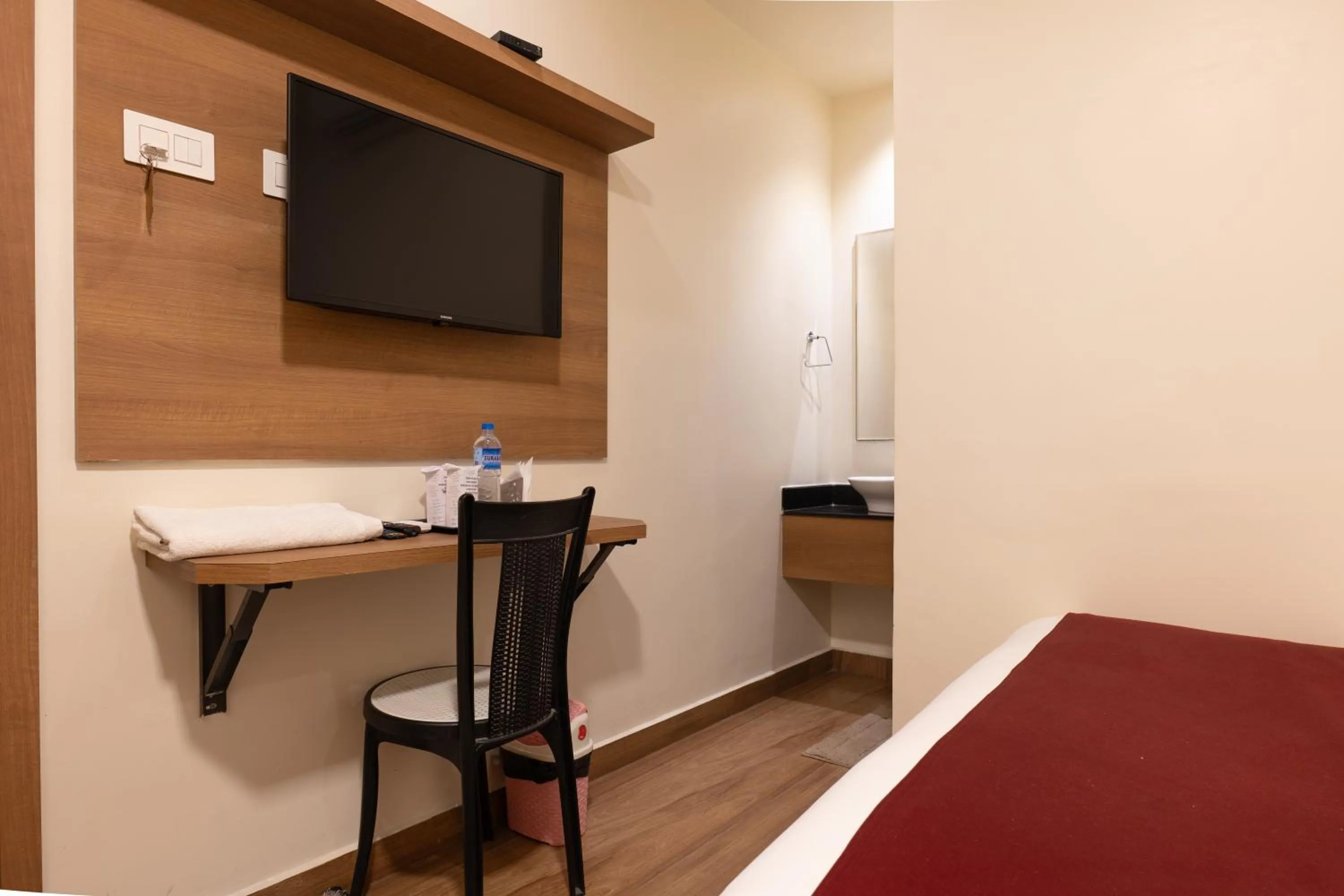 TV and multimedia, Bed in MEDLEY REGENCY