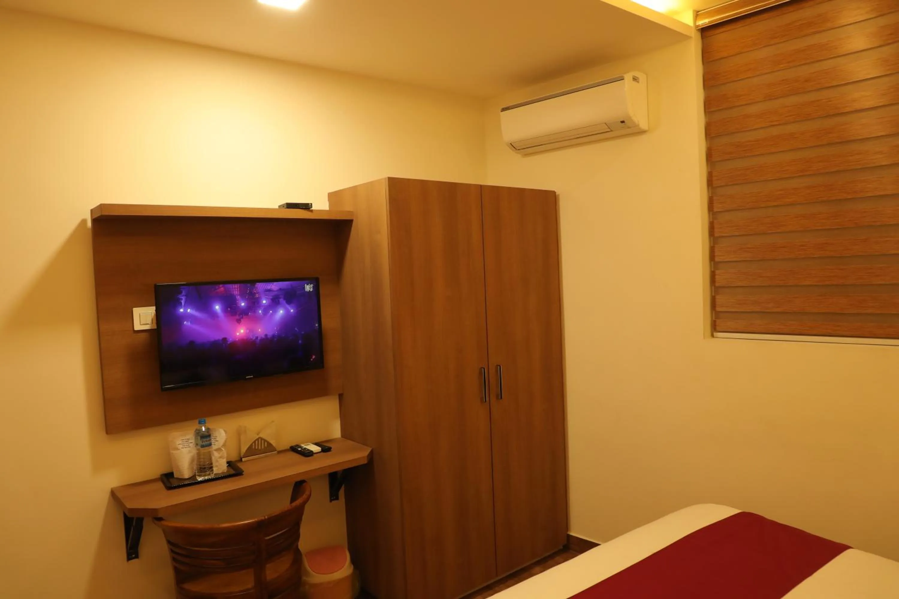 TV and multimedia, Bed in MEDLEY REGENCY