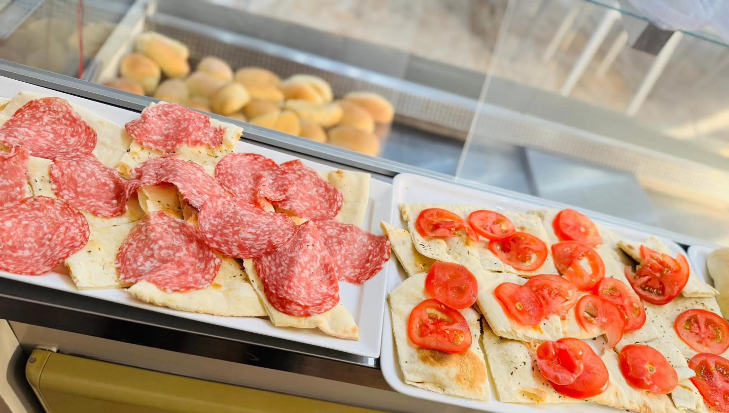 Food and drinks in hotel iris