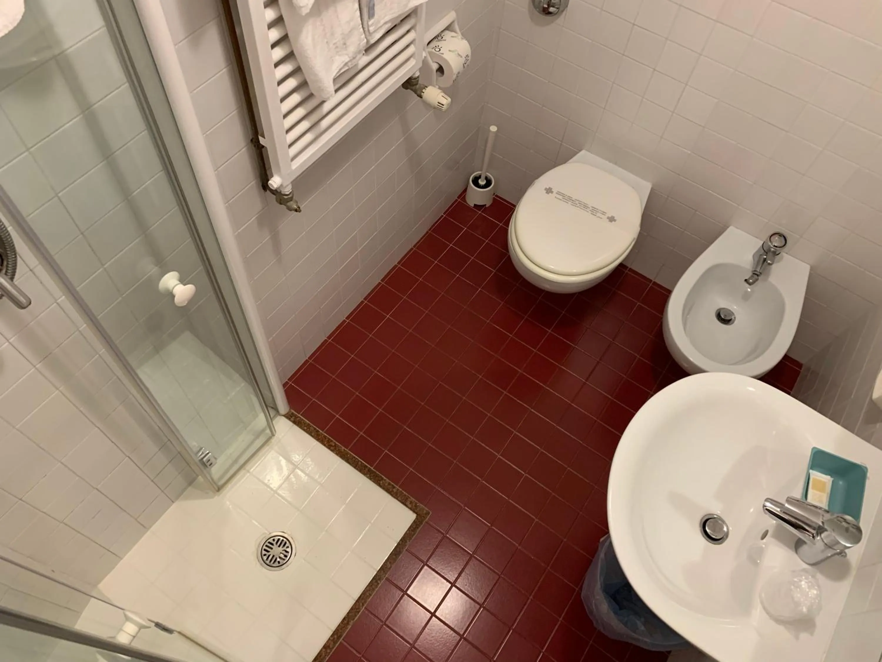 Shower in Hotel Alla città di Trieste