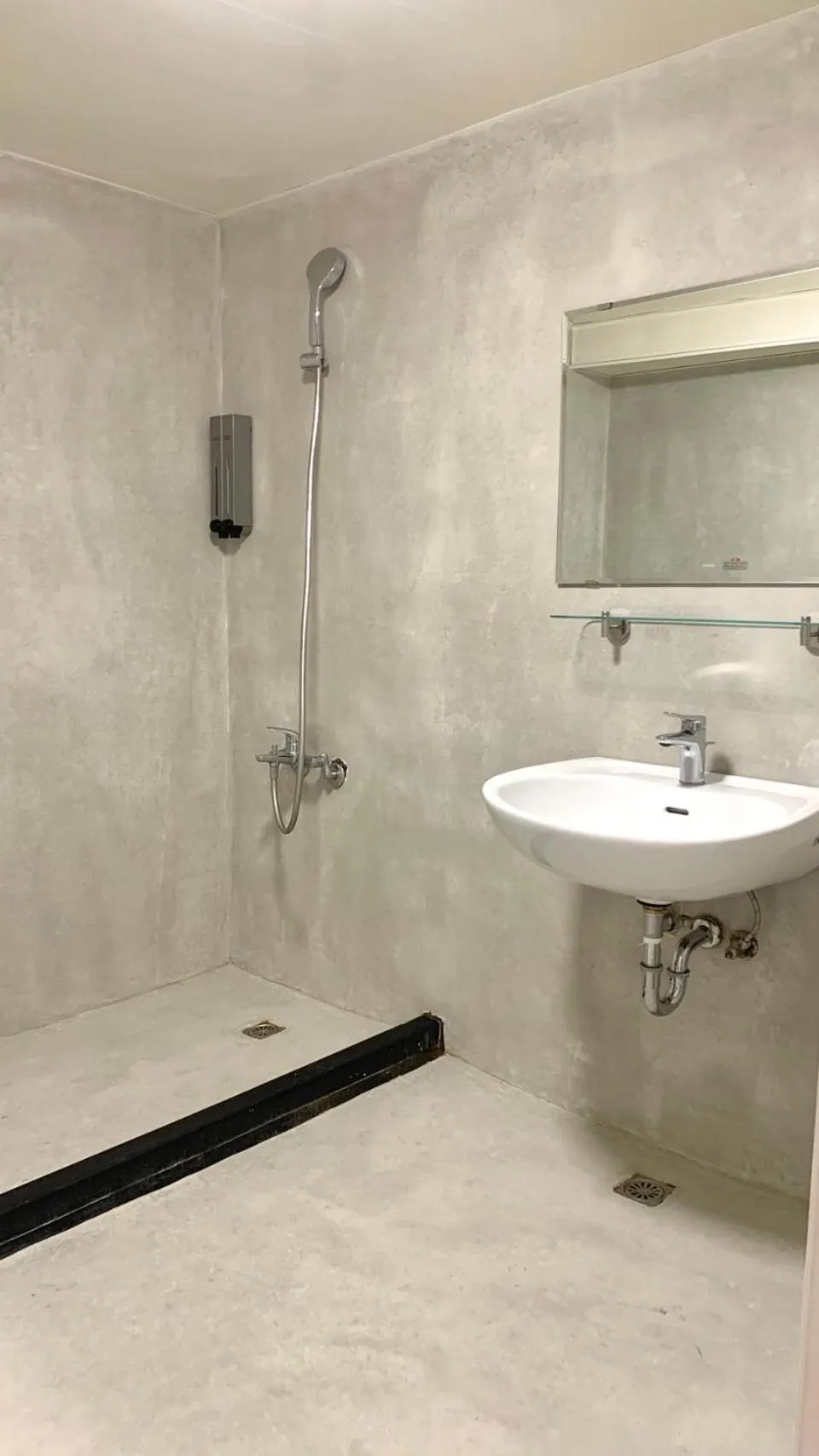 Bathroom in 嵐茵鐵道旅館