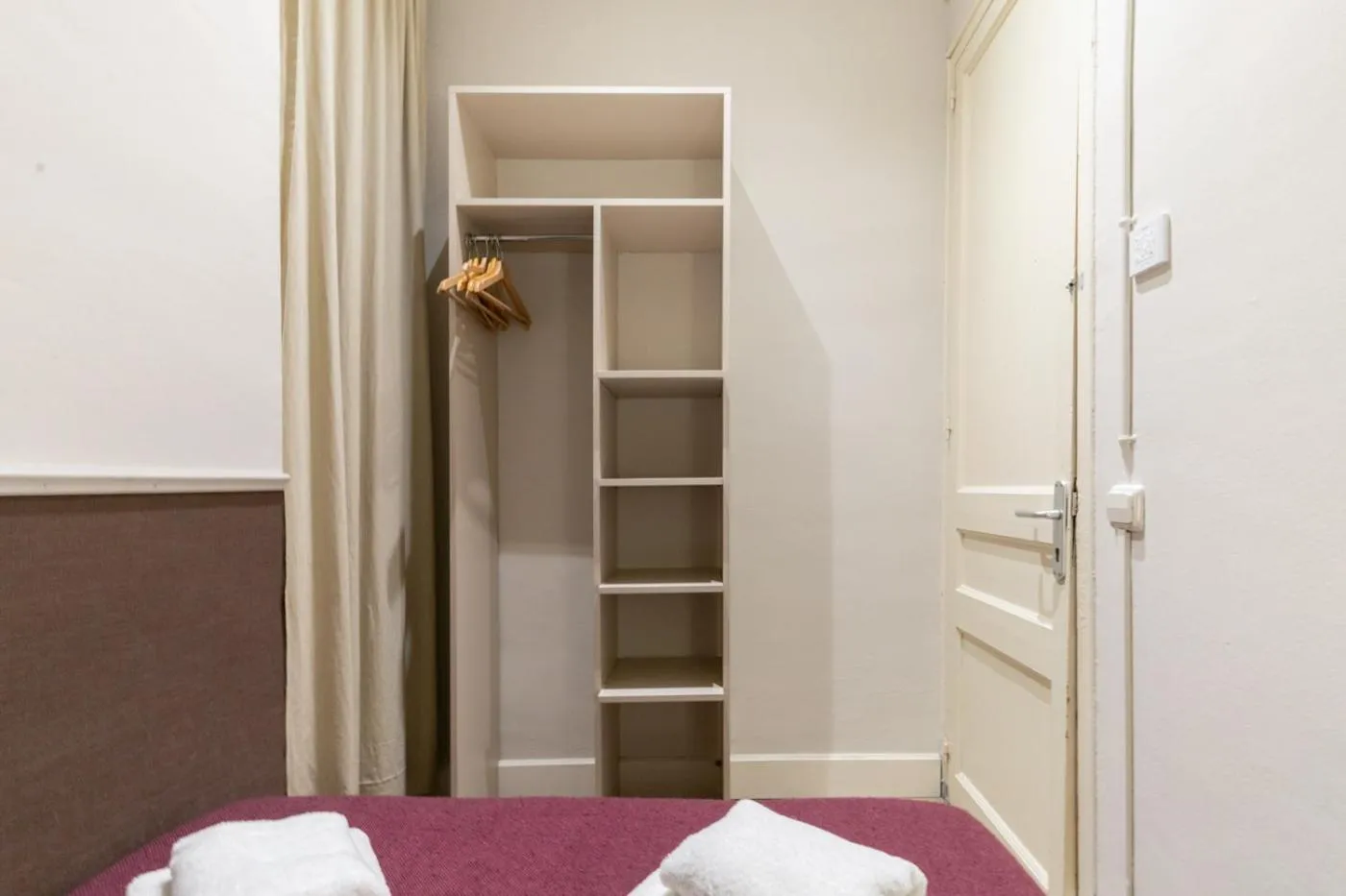 Bed in Weflating Sant Antoni Market