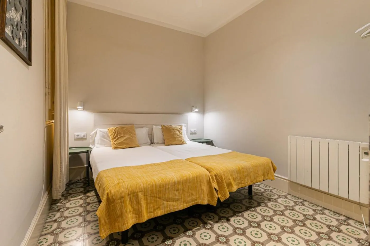 Bedroom, Bed in Weflating Sant Antoni Market