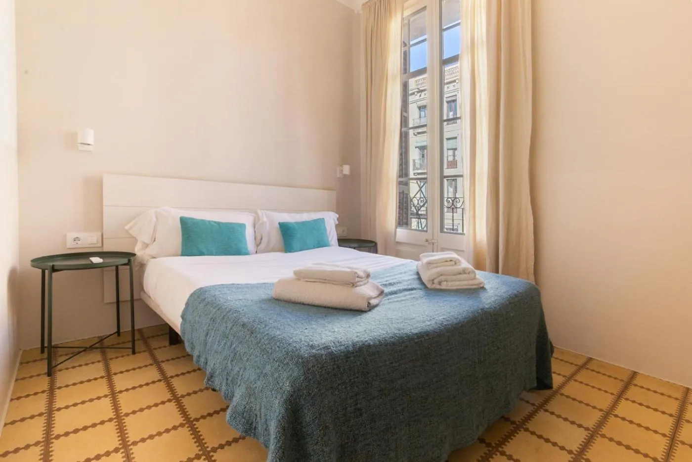 Bed in Weflating Sant Antoni Market