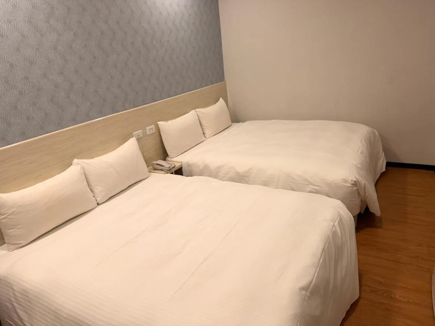 Bed in The Prince Hotel