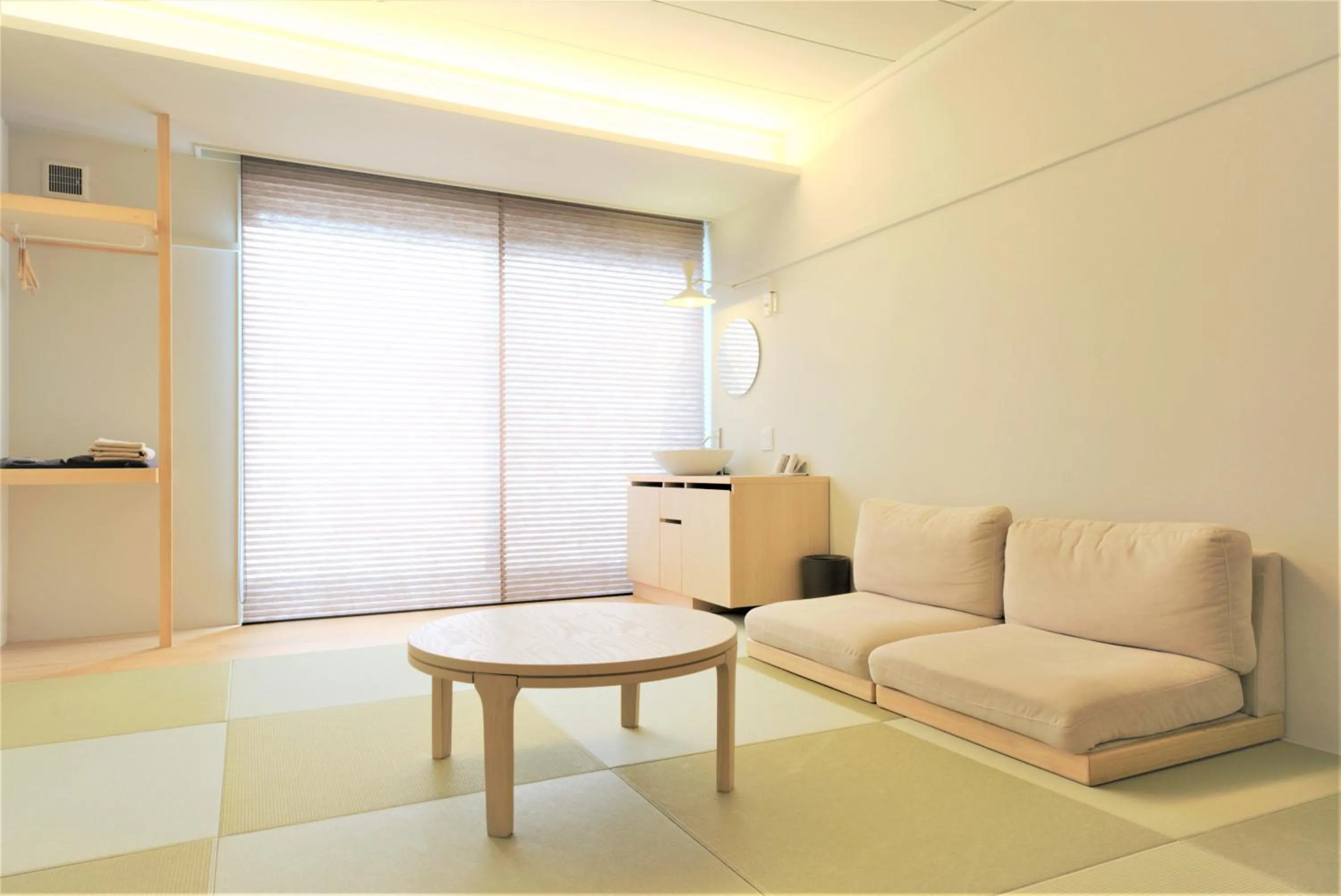 Photo of the whole room in Zen no Yu