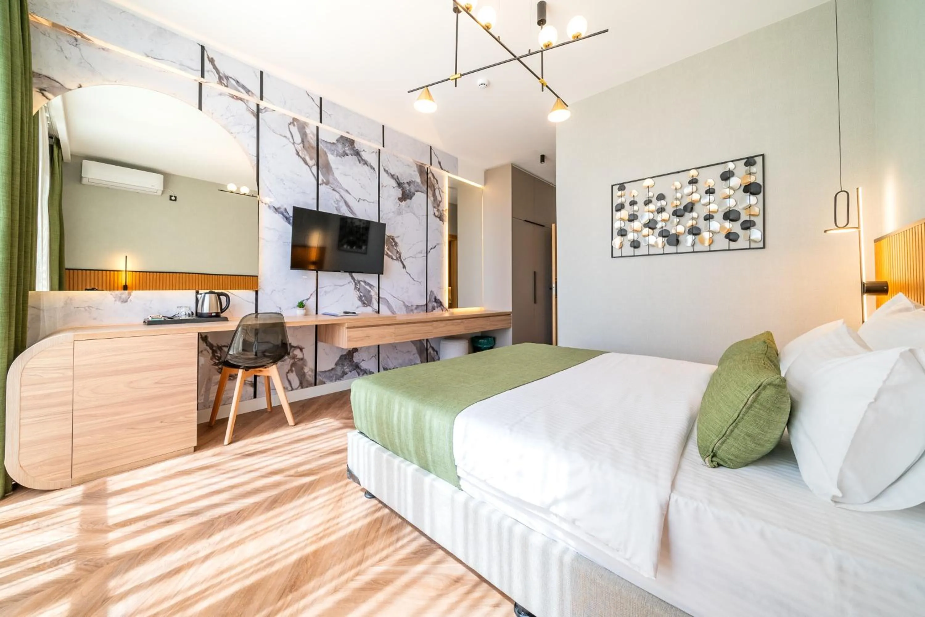 Photo of the whole room, Bed in Hotel Millennium by Aycon