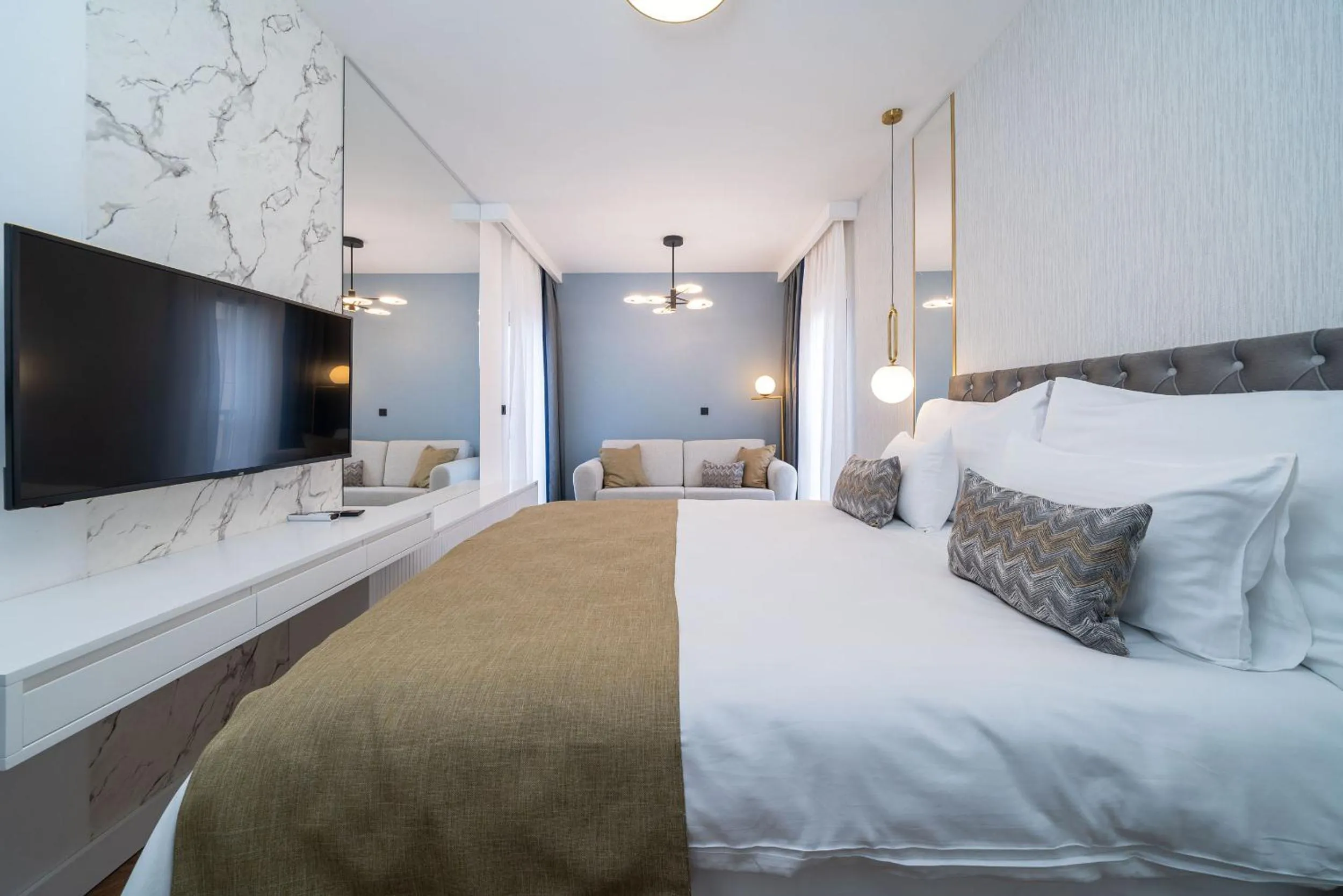 Bed in Hotel Millennium by Aycon