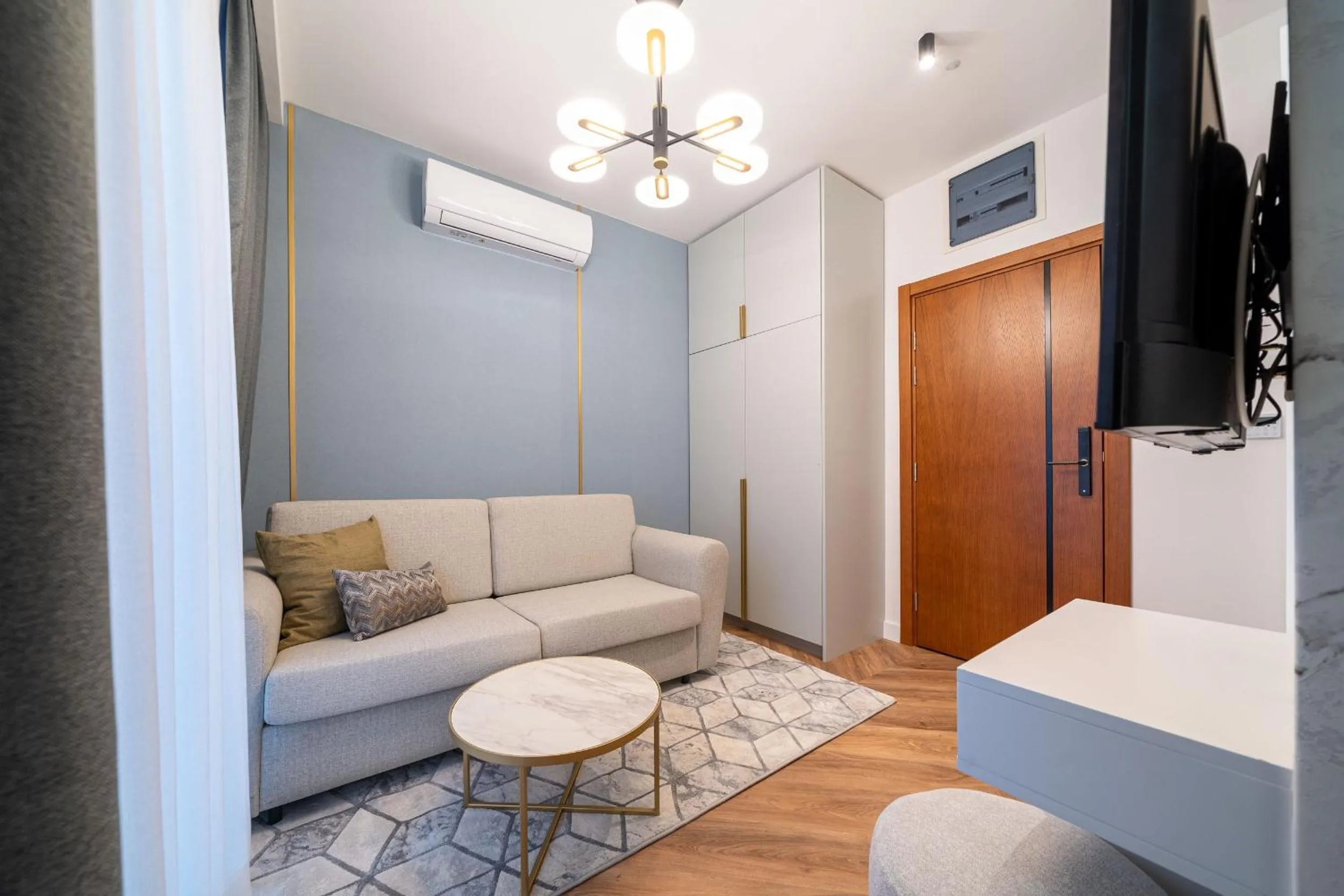 Living room in Hotel Millennium by Aycon