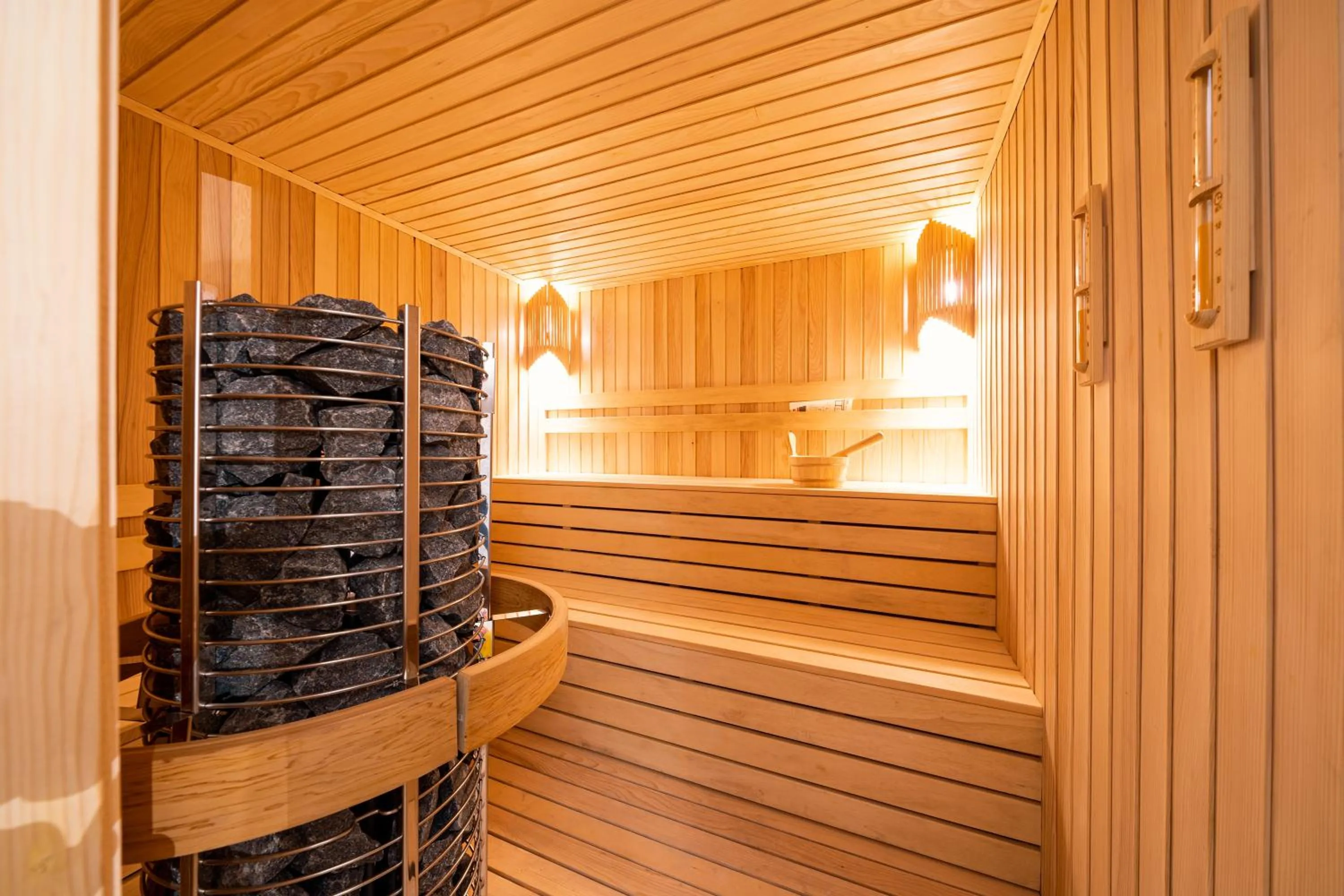 Sauna in Hotel Millennium by Aycon