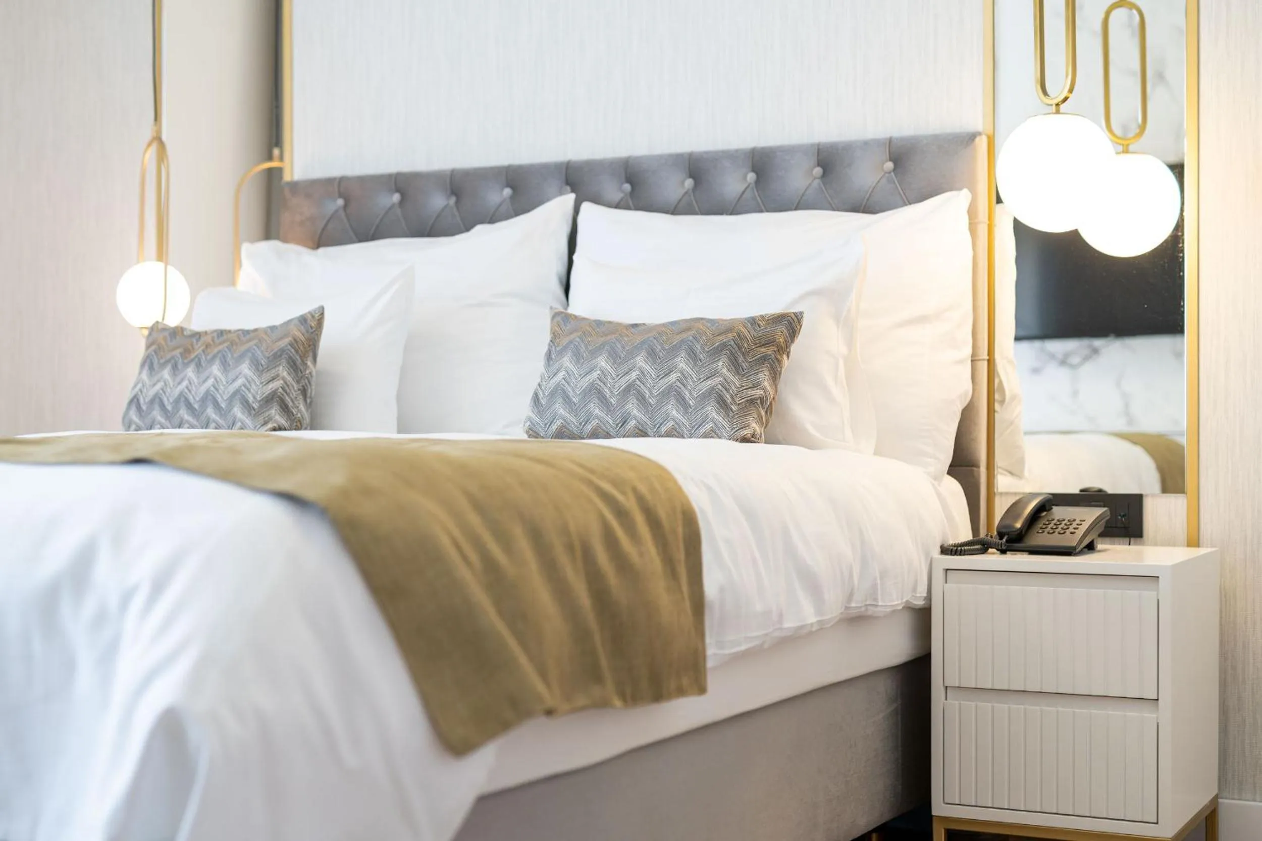 Photo of the whole room, Bed in Hotel Millennium by Aycon