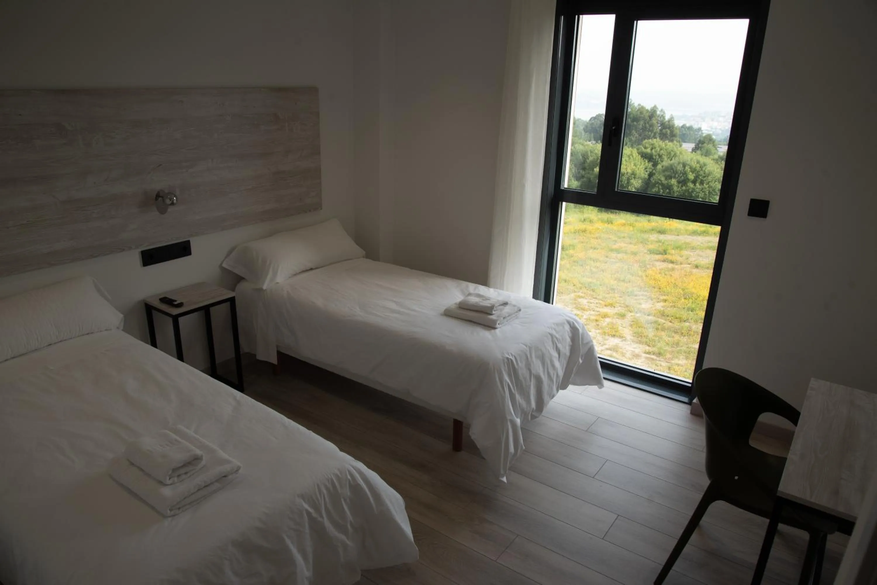 Photo of the whole room, Bed in Hotel Chips Fene