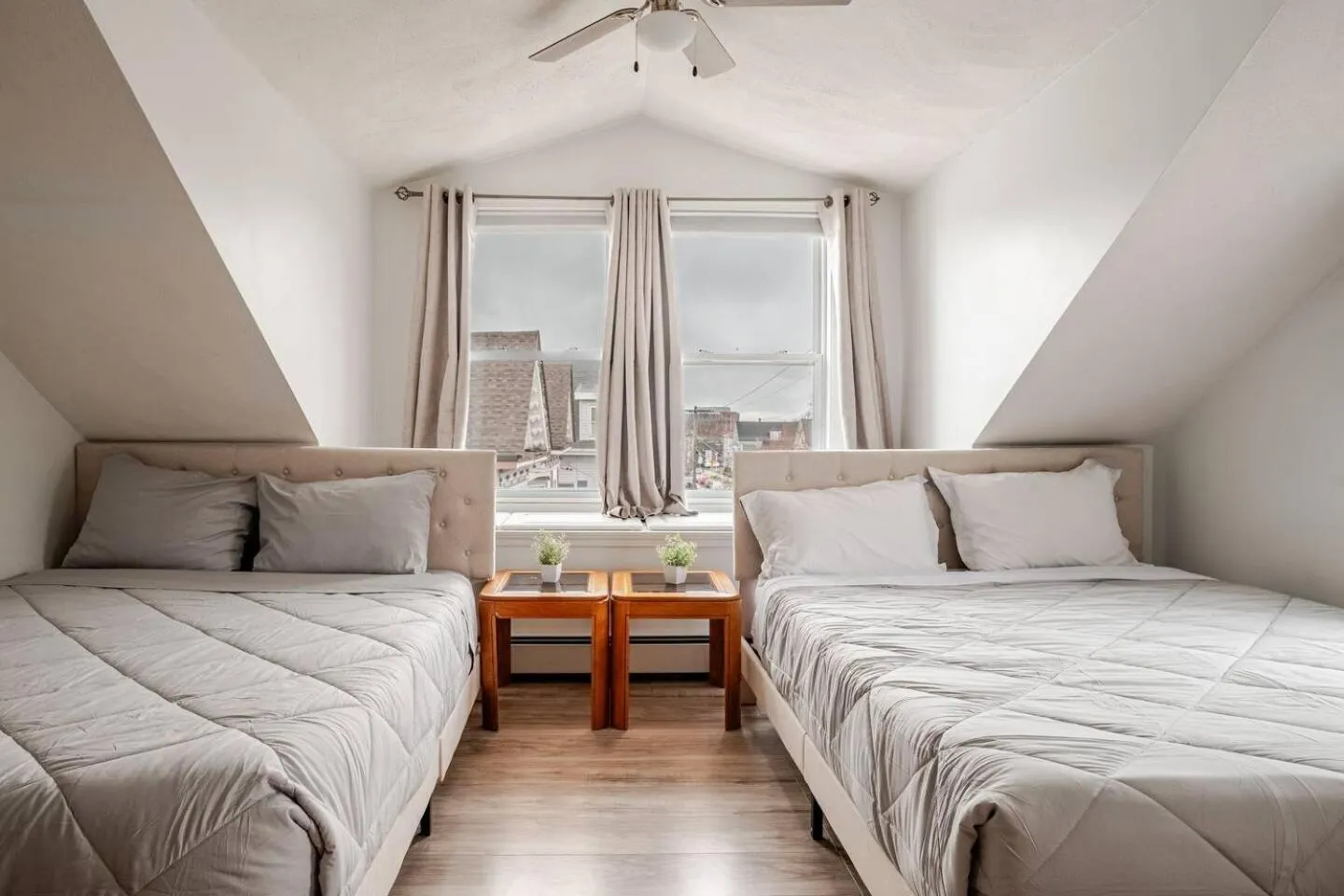 Bed in NEW! Family-Friendly Getaway -1 Mi to Dtwn Salem w Roof Deck & Tiki Bar