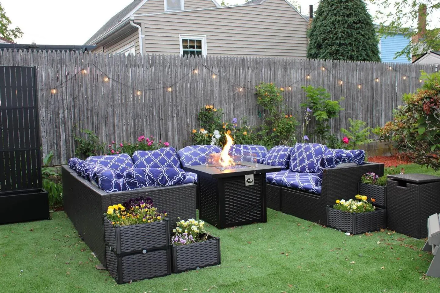 NEW! Family-Friendly Getaway -1 Mi to Dtwn Salem w Roof Deck & Tiki Bar