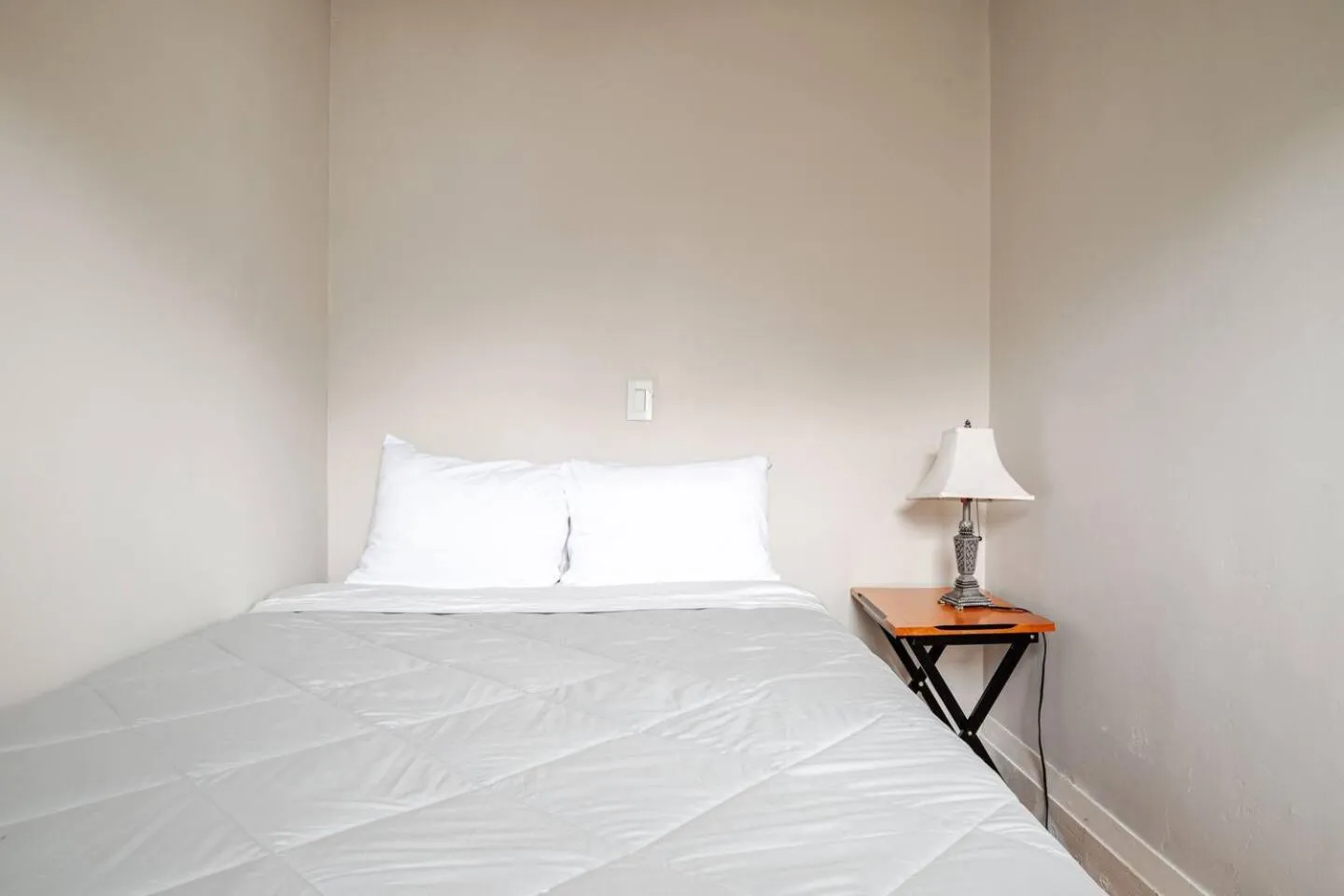 Bed in NEW! Family-Friendly Getaway -1 Mi to Dtwn Salem w Roof Deck & Tiki Bar