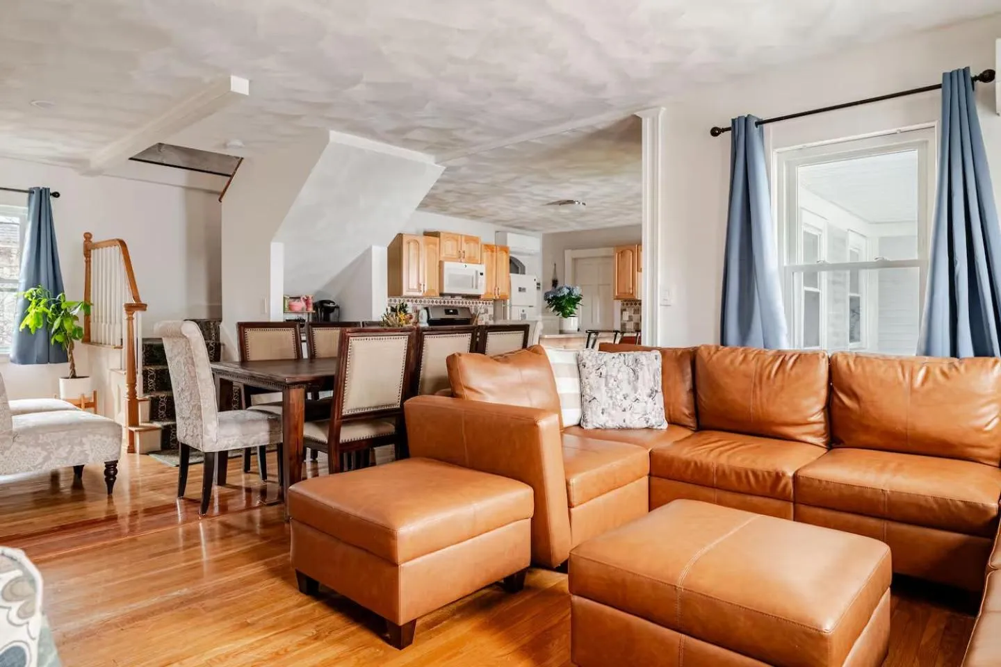 NEW! Family-Friendly Getaway -1 Mi to Dtwn Salem w Roof Deck & Tiki Bar