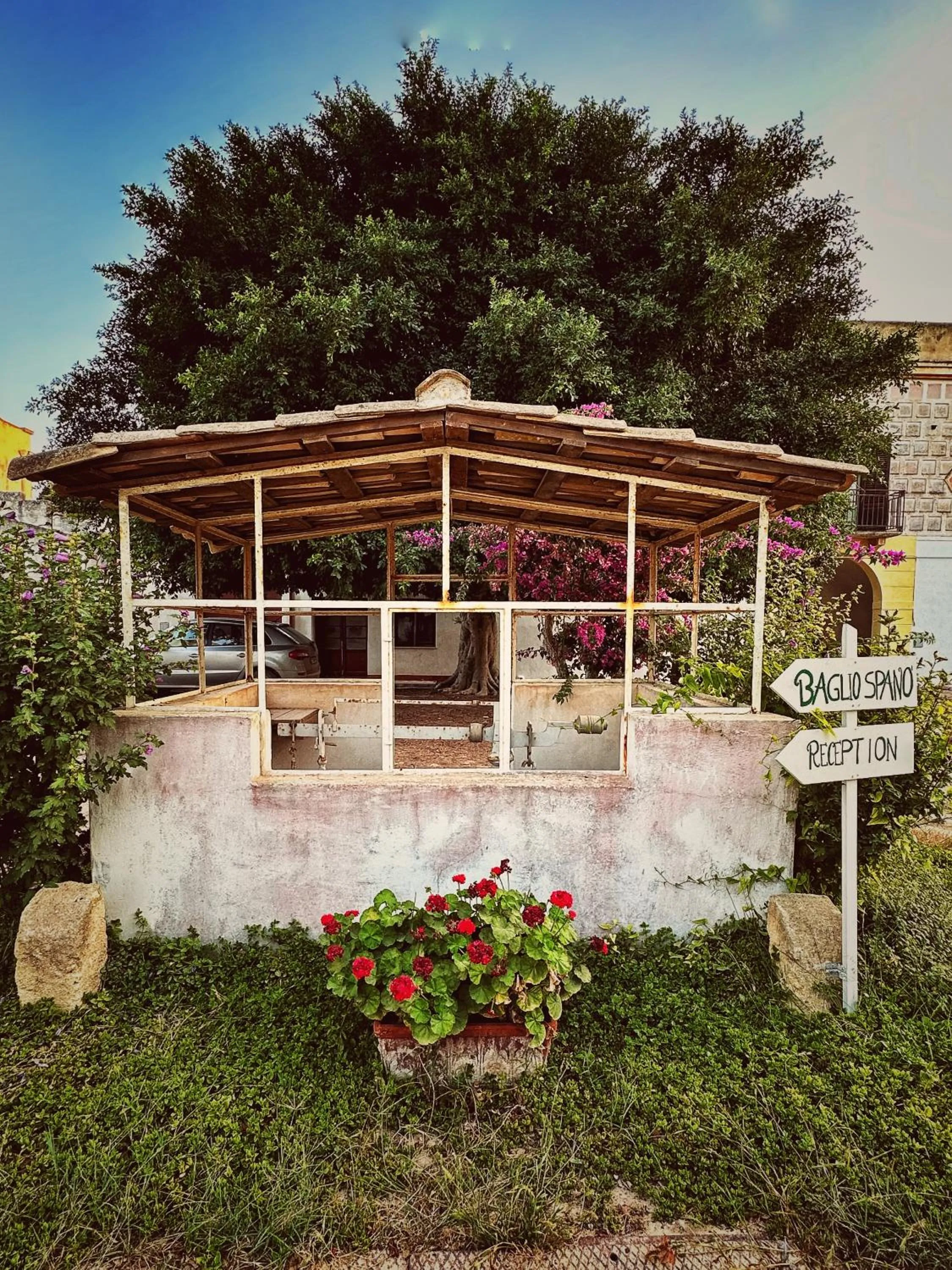 Decorative detail in Baglio Spanò - Antiche Dimore di Sicilia