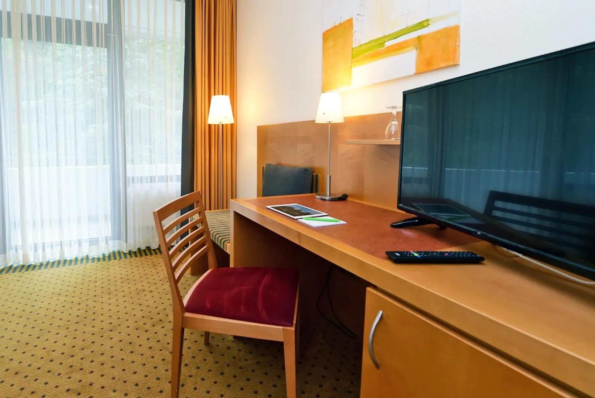 TV and multimedia in Hotel Am Kurpark