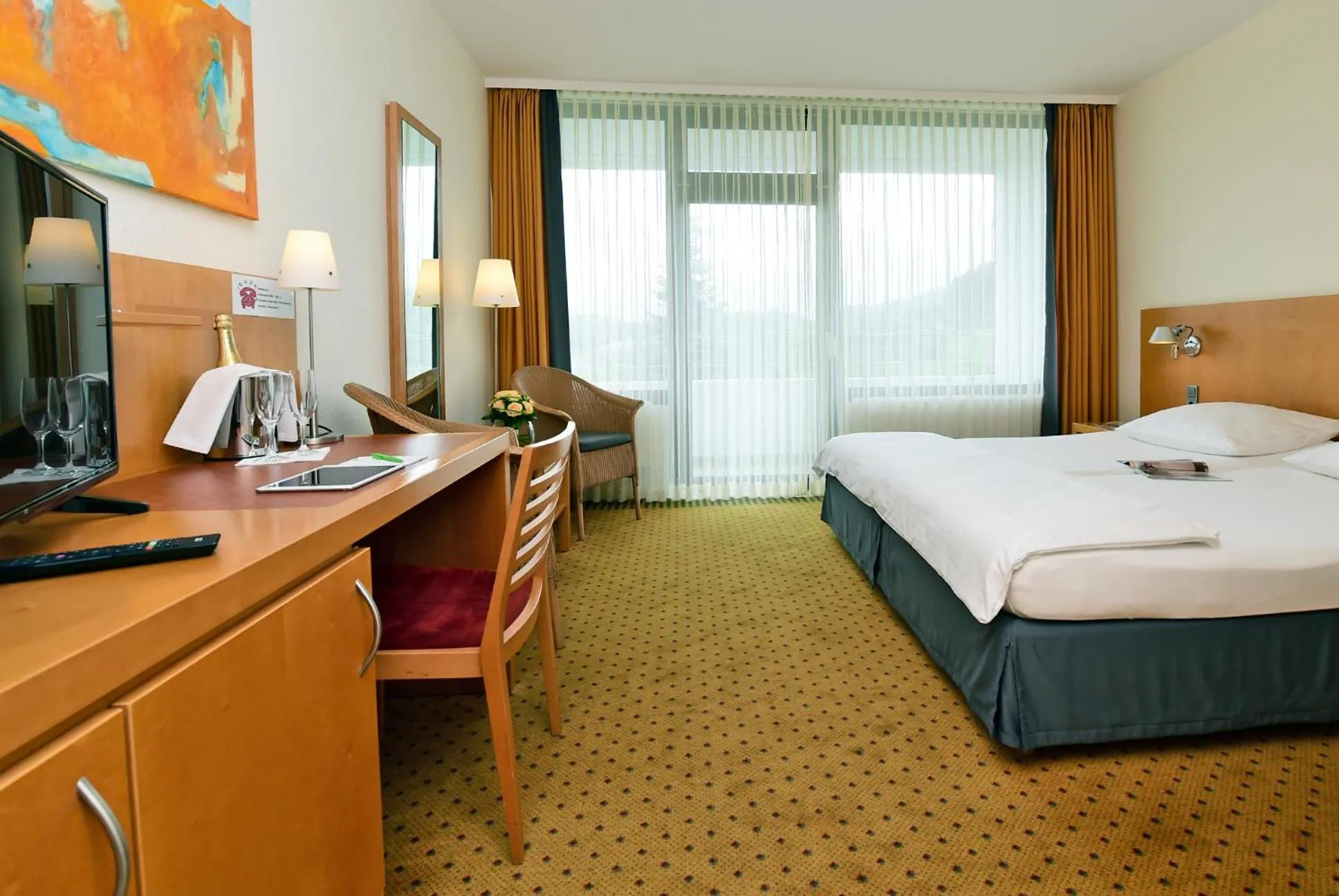 Photo of the whole room in Hotel Am Kurpark