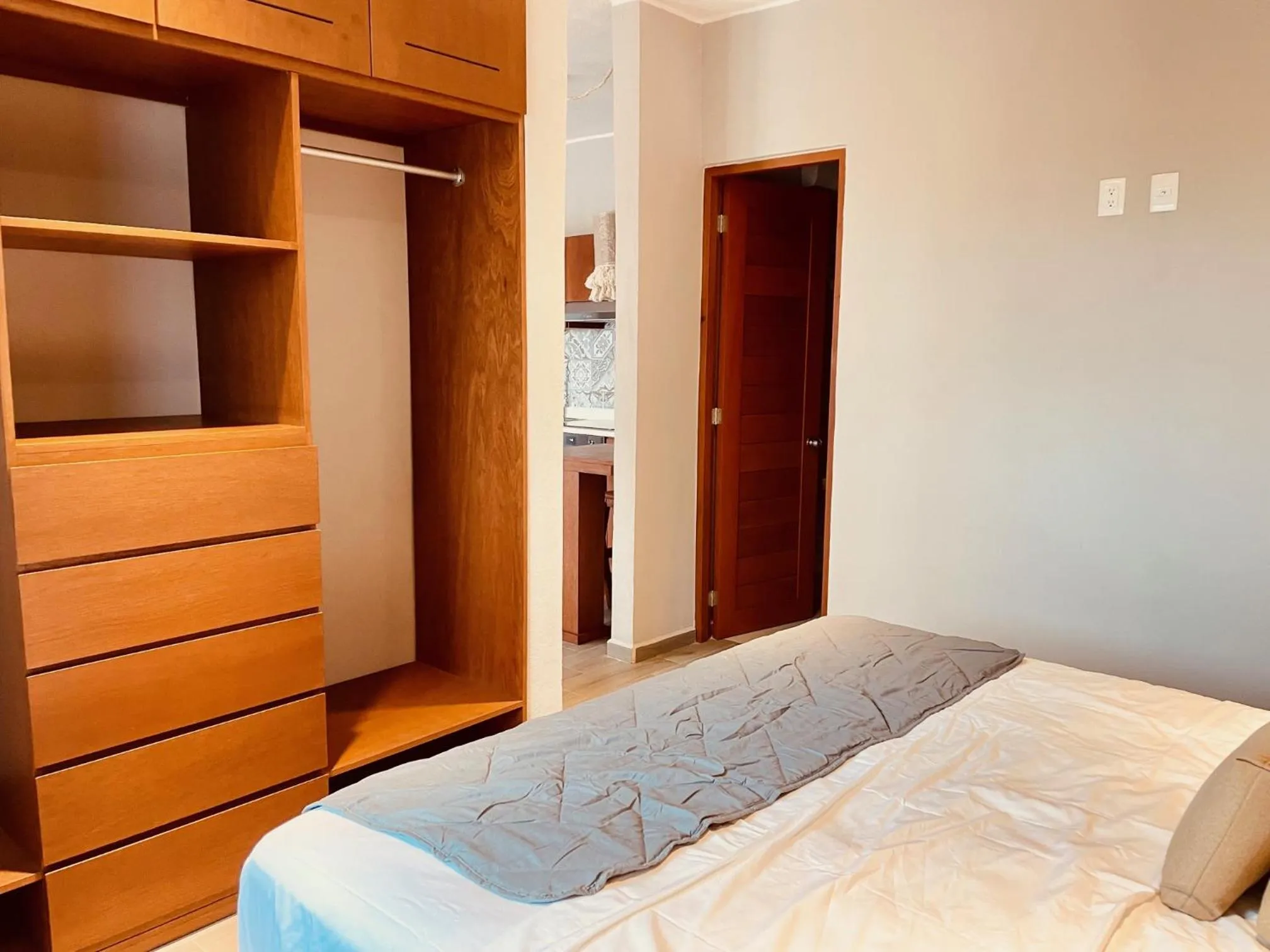 wardrobe in Hotel Manglar Suites