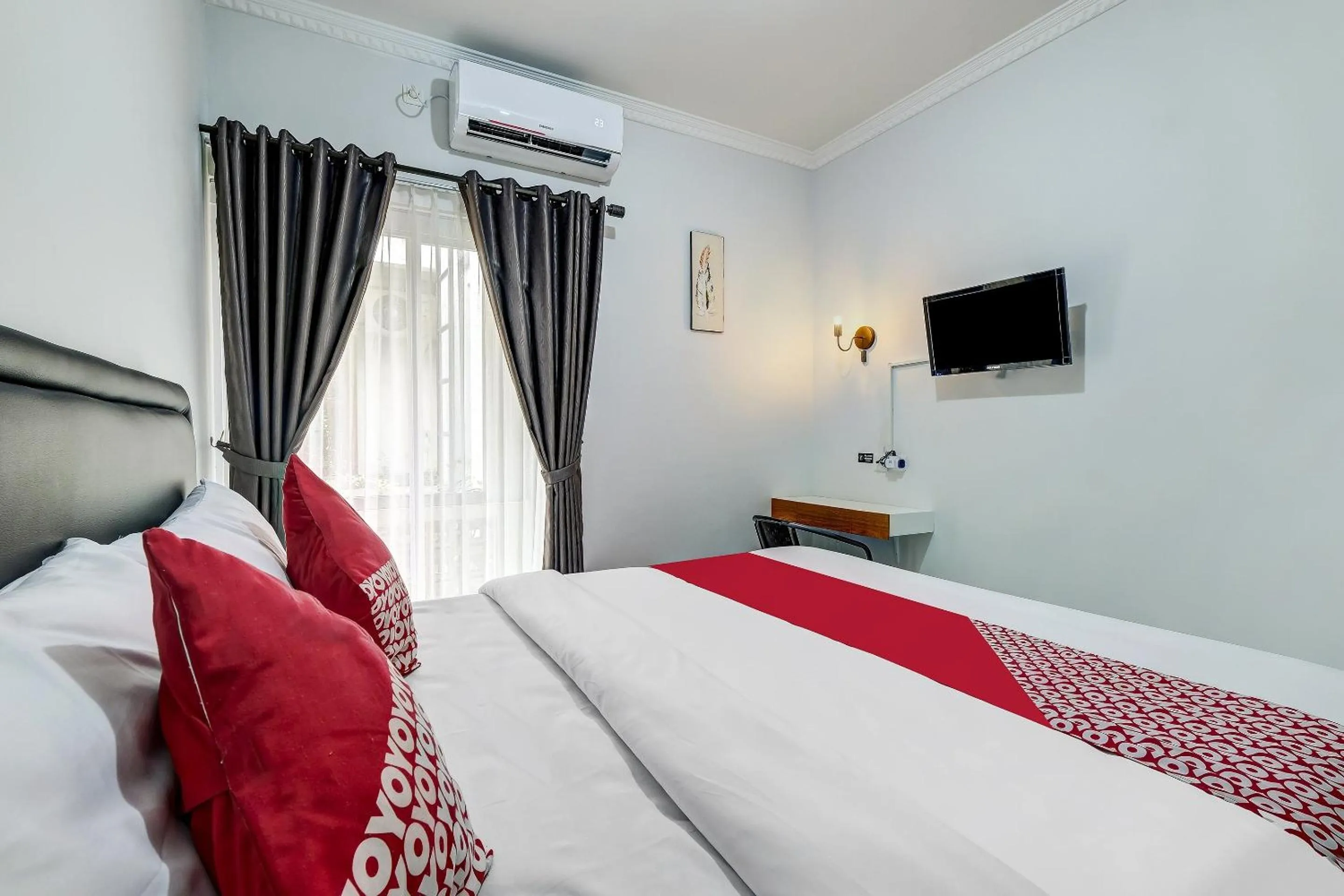 Bedroom, Bed in Capital O 90983 Harmony Easy Stay