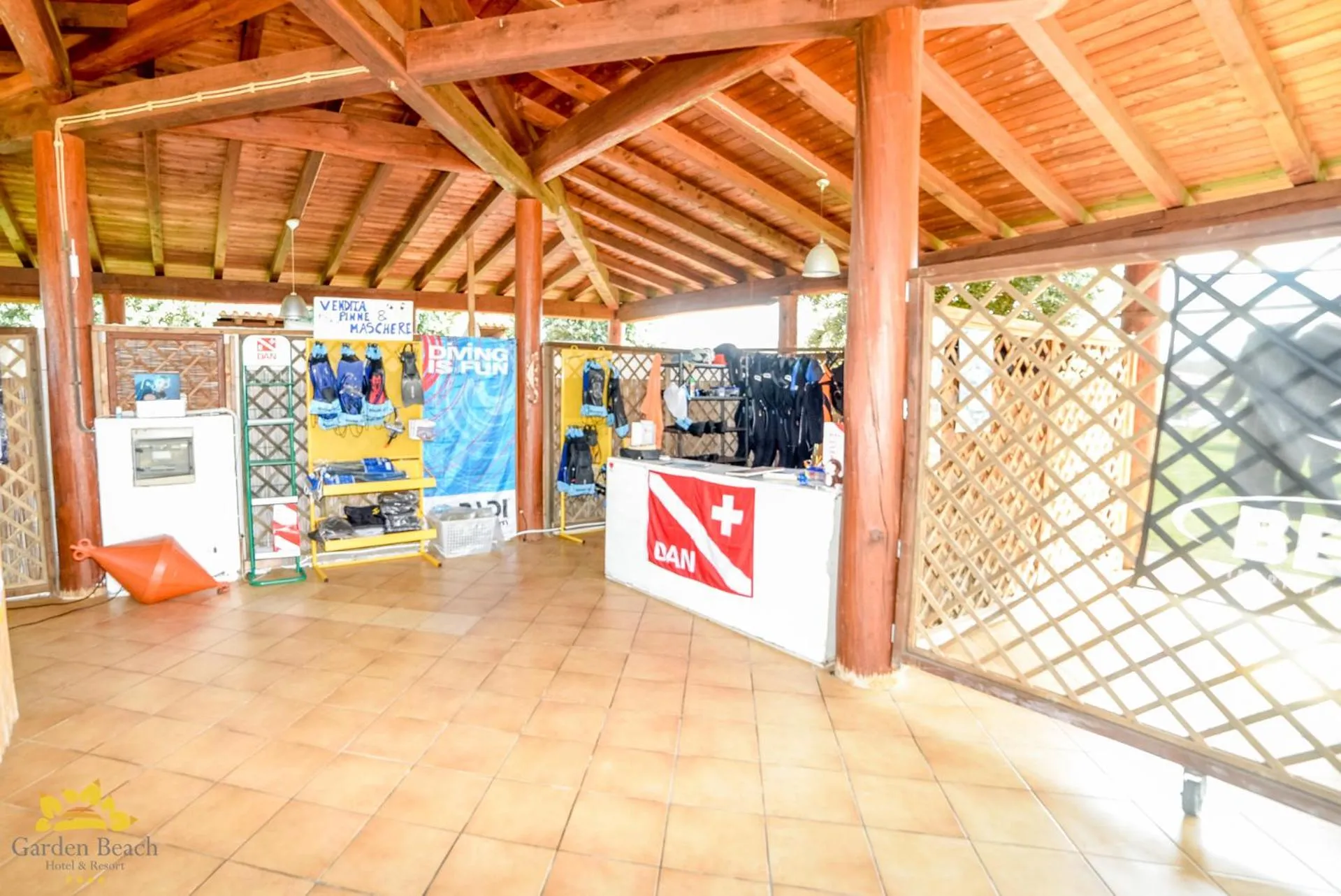 Snorkeling in Hotel Garden Beach