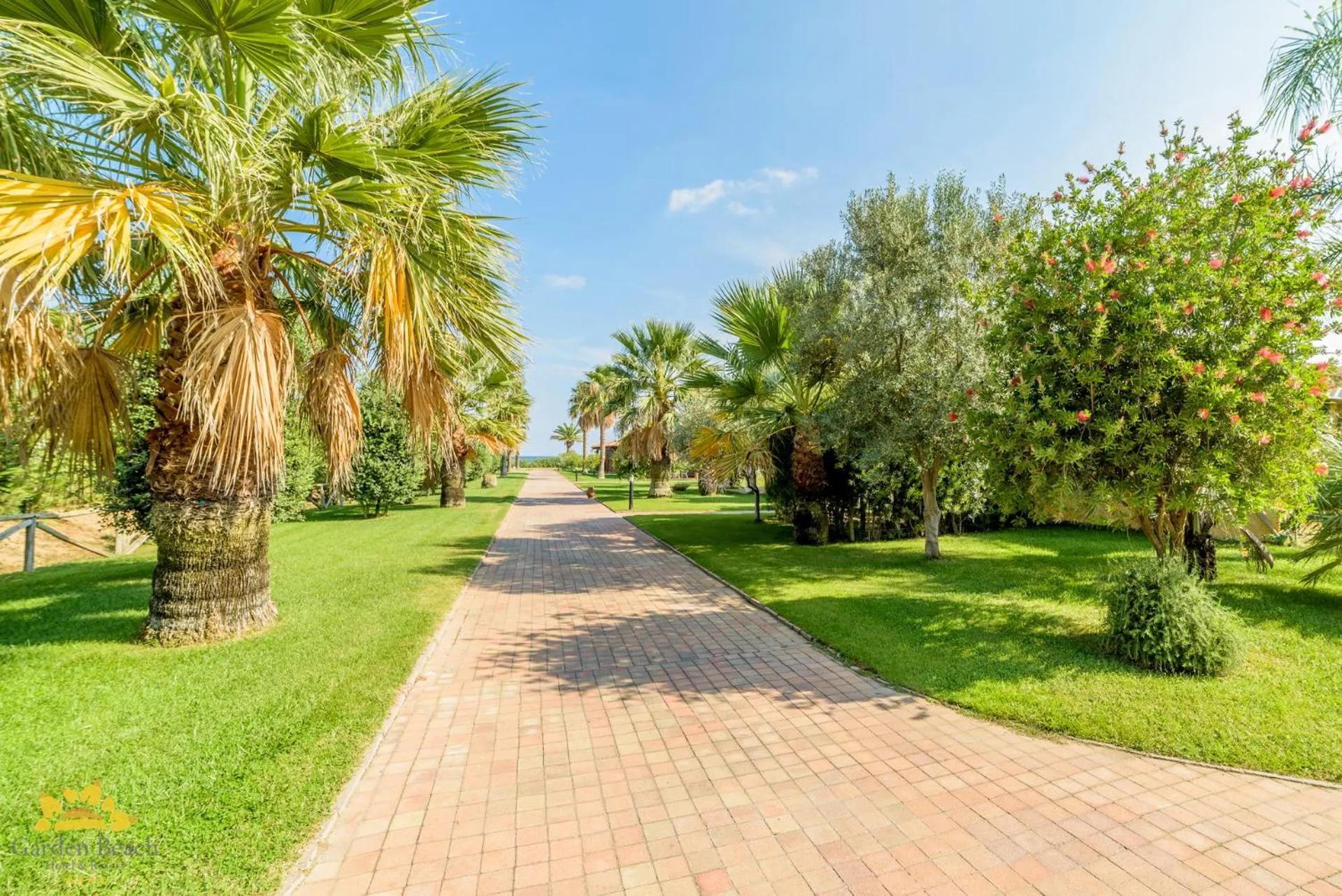 Street view in Hotel Garden Beach