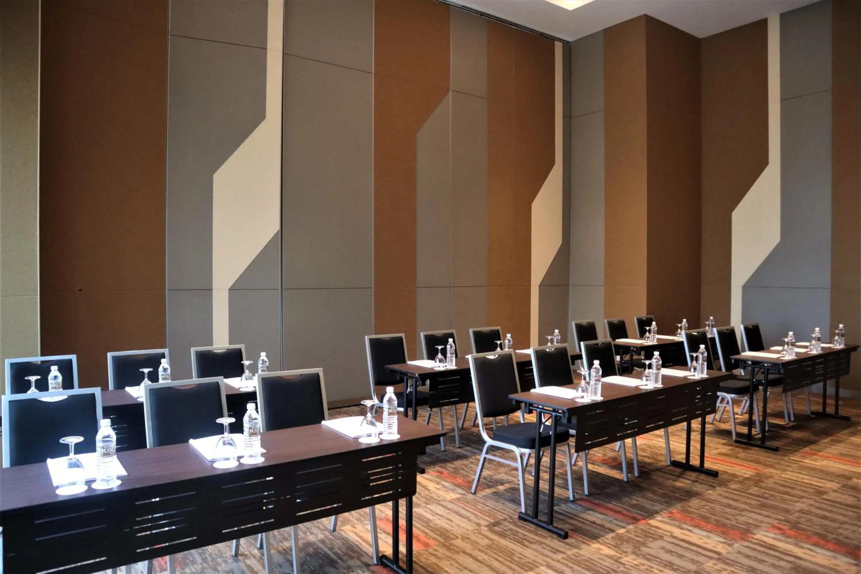 Seating area in KSL ESPLANADE HOTEL with HOT SPRING