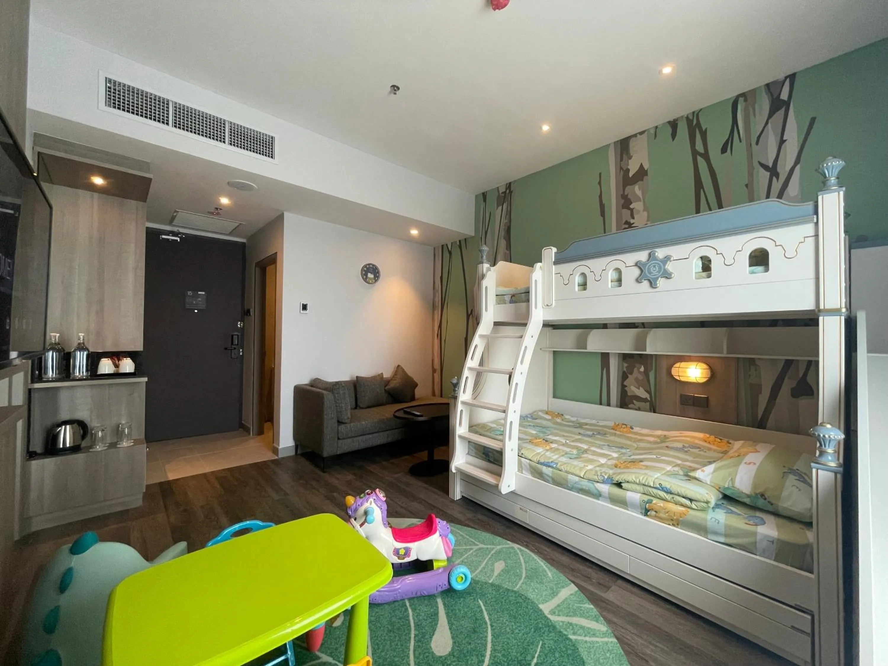 Bed in KSL ESPLANADE HOTEL with HOT SPRING