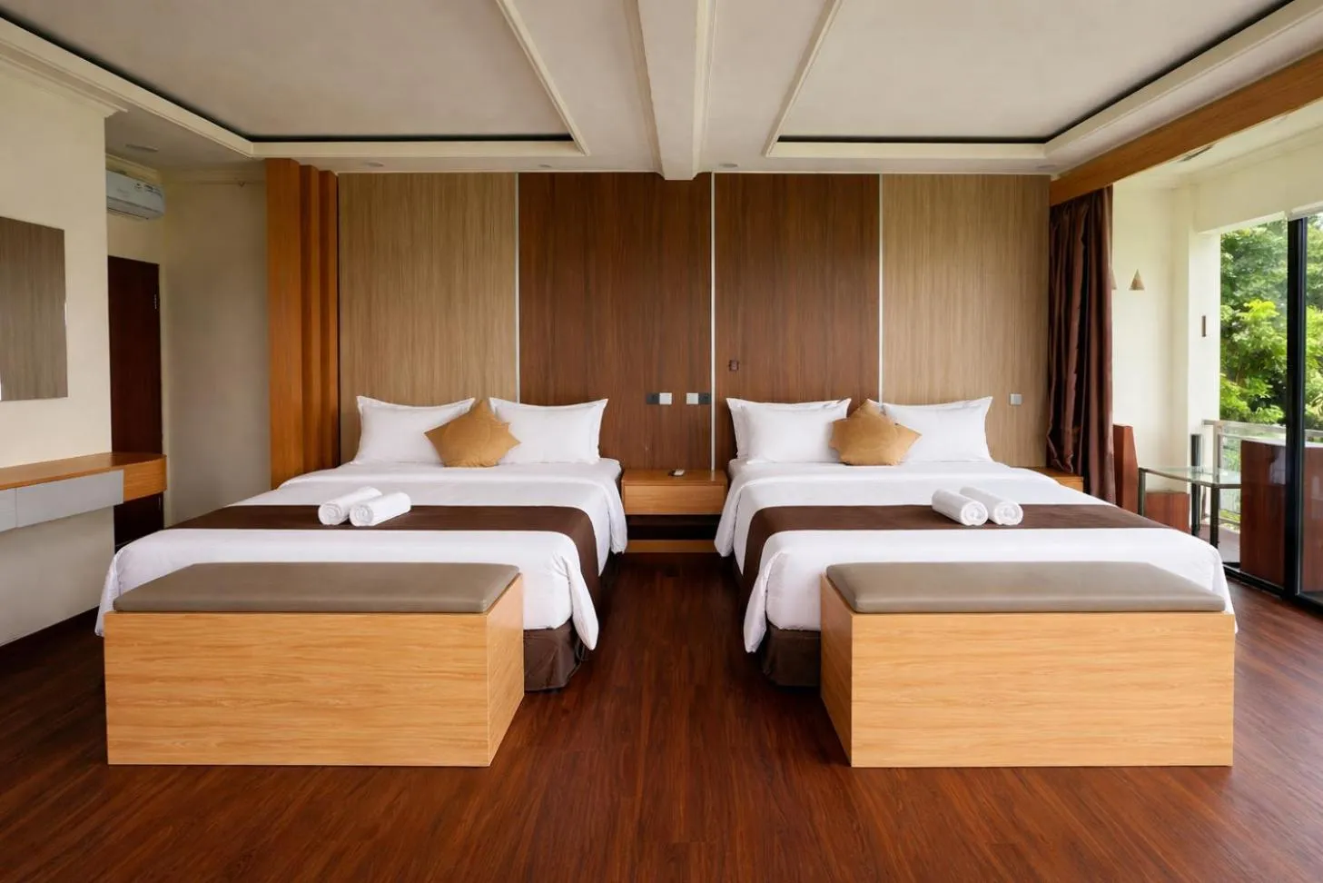 Bedroom, Bed in Nirvana Hotel Resort Tetebatu