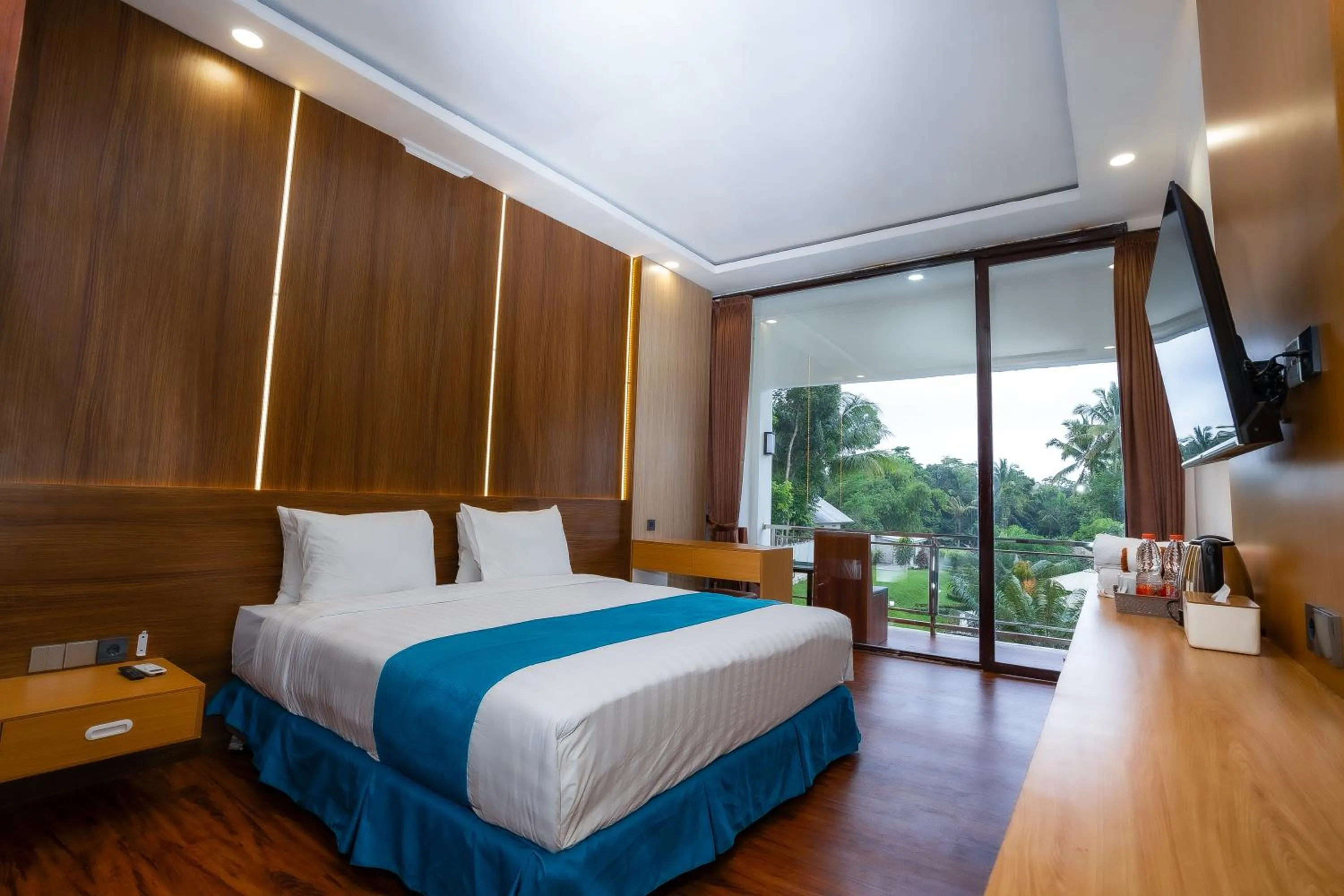 Bedroom, Bed in Nirvana Hotel Resort Tetebatu