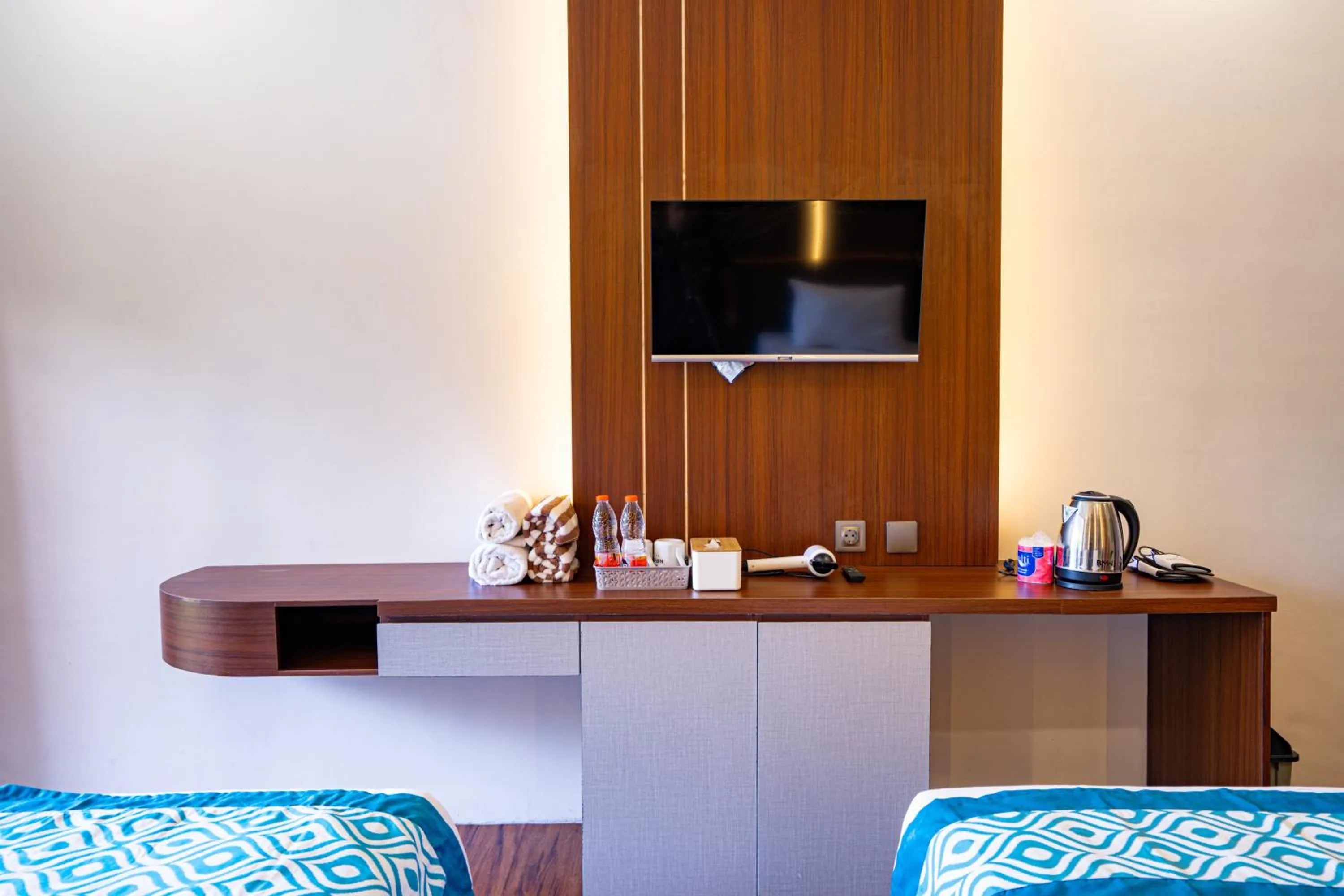 Coffee/tea facilities in Nirvana Hotel Resort Tetebatu