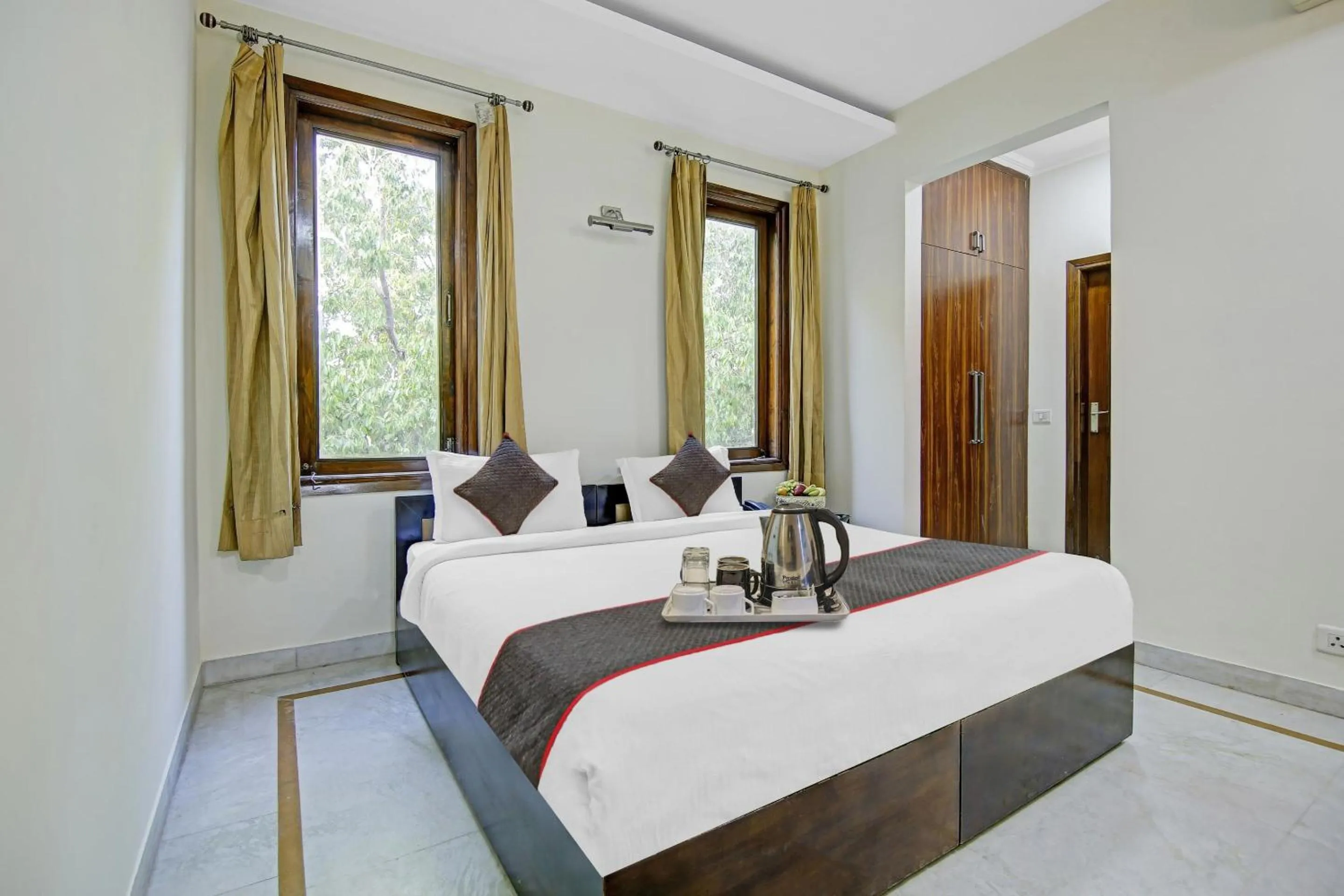 Bedroom in Collection O Imperial Oak Near Leisure Valley Park